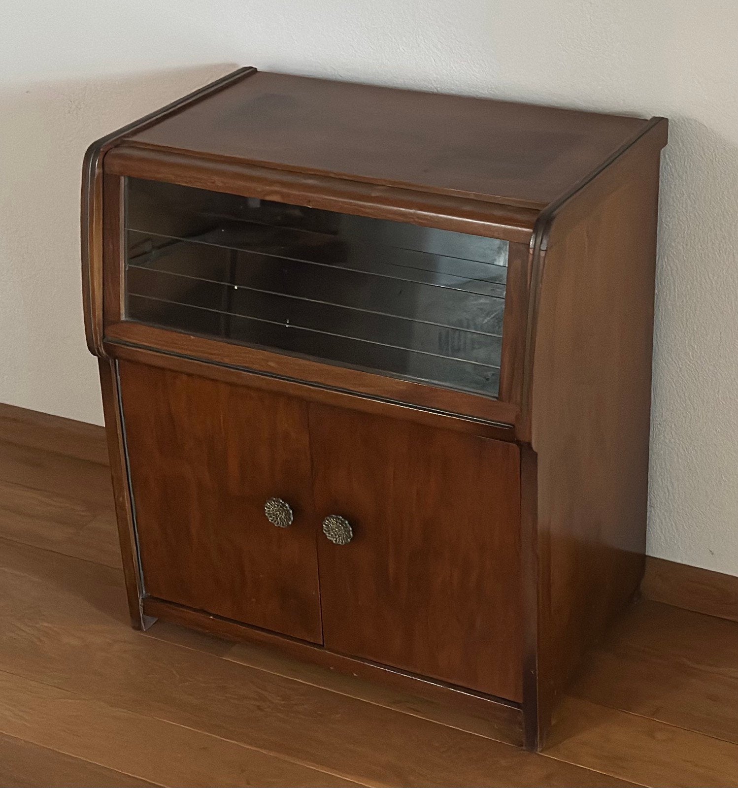 Vintage houten kastje met glazen klapdeurtje, Antiek en Kunst, Ophalen