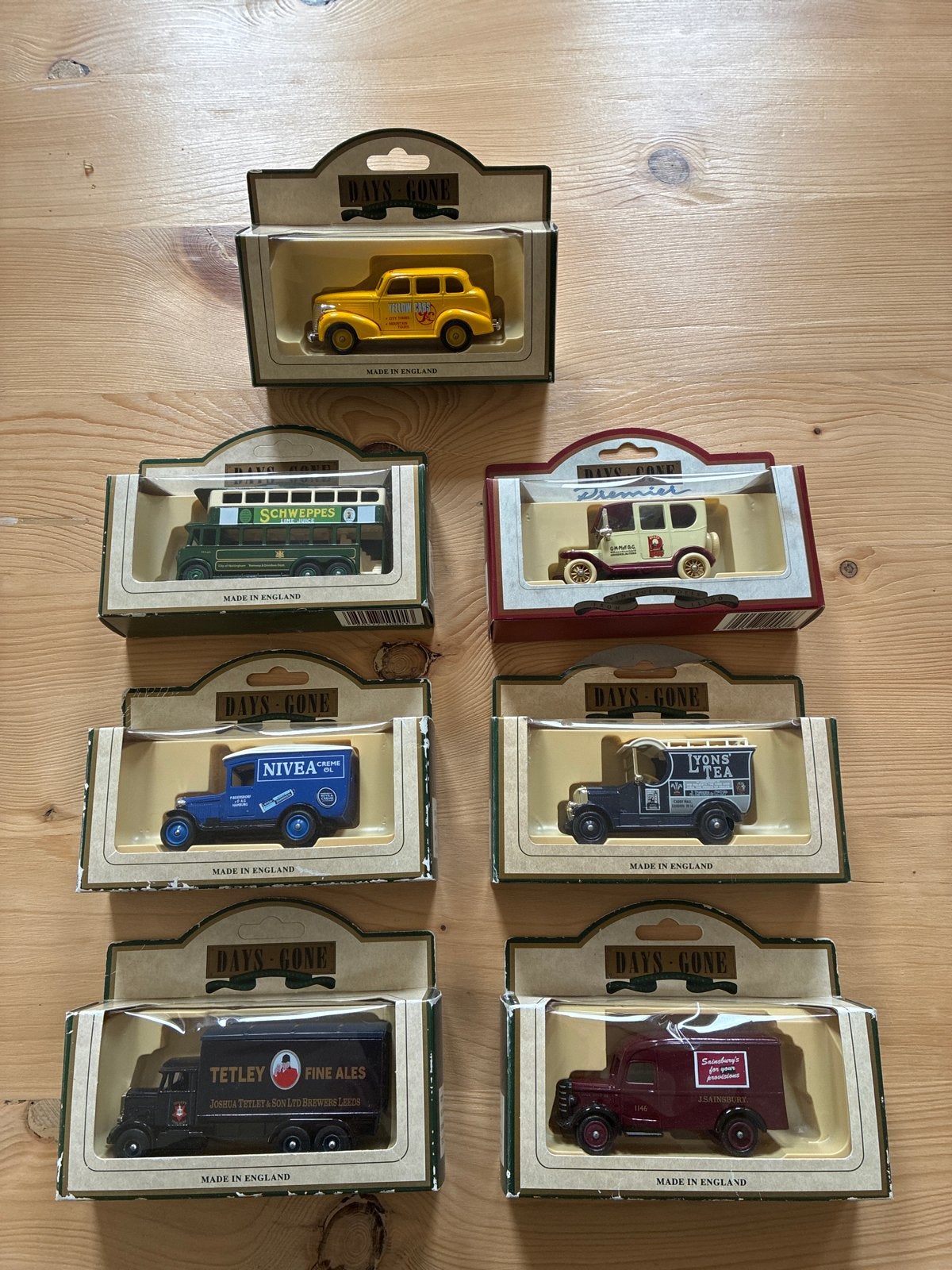 Days Gone Modelauto's diverse modellen 7x, Ophalen of Verzenden, Zo goed als nieuw