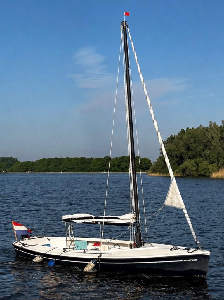 Geuzen/polyvalk uit 2003 met 4pk motor, Watersport en Boten, Open zeilboten, Ophalen, Gebruikt, Zelflozend, 4 pk