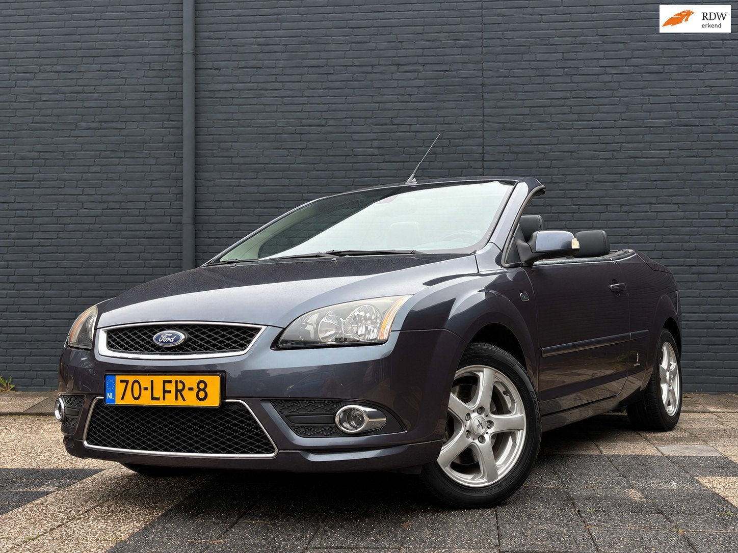 Ford Focus Coupé-Cabriolet 2.0-16V Trend | Navi | Stoelverw, Auto's, 1350 kg, Gebruikt, Cabriolet, 4 stoelen