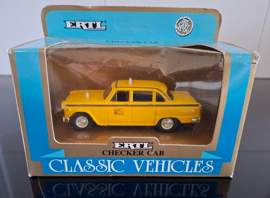 Checker Cab ERTL New York taxi 1/43, Hobby en Vrije tijd, Modelauto's | 1:43, Ophalen of Verzenden, Zo goed als nieuw, Auto, Overige merken
