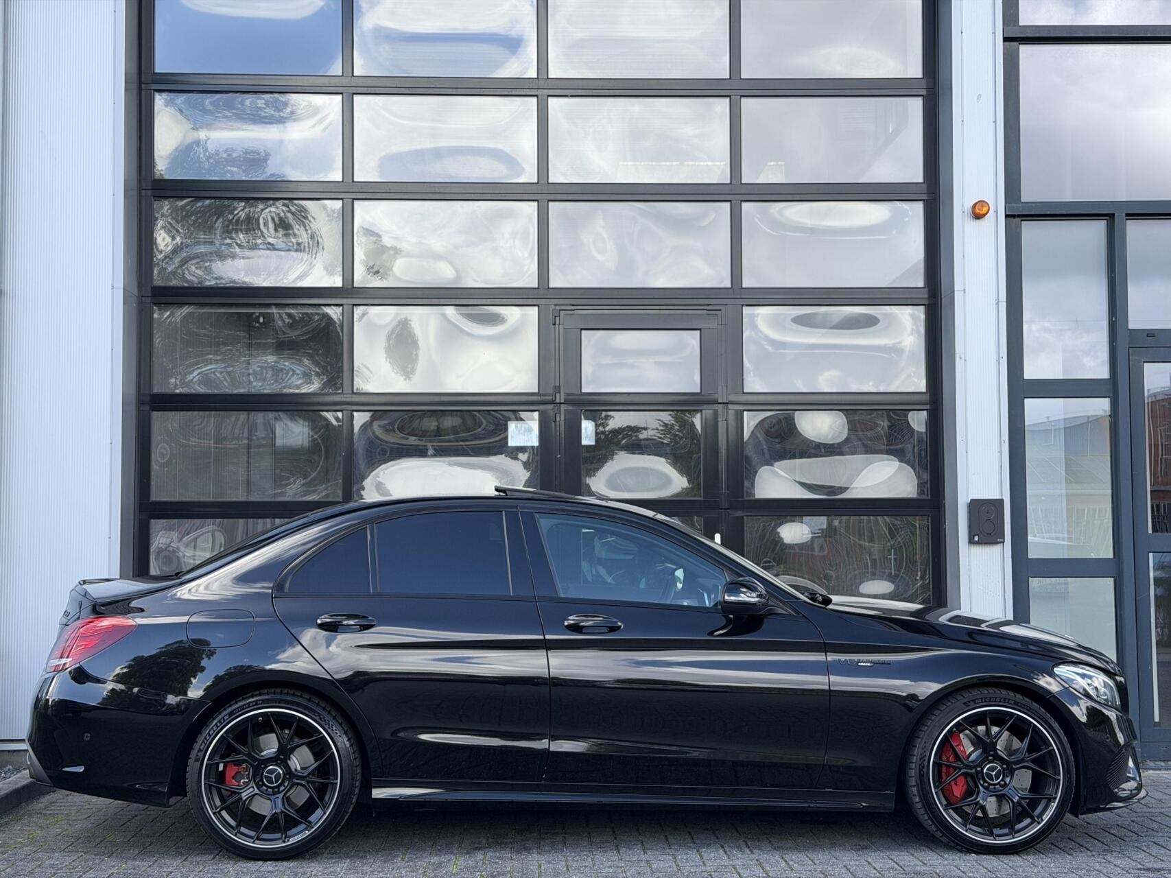 Mercedes C-klasse C43 / 450 AMG V6 4MATIC 368PK / PANO / HUD, Auto's, 367 pk, Leder, Bedrijf, Vierwielaandrijving