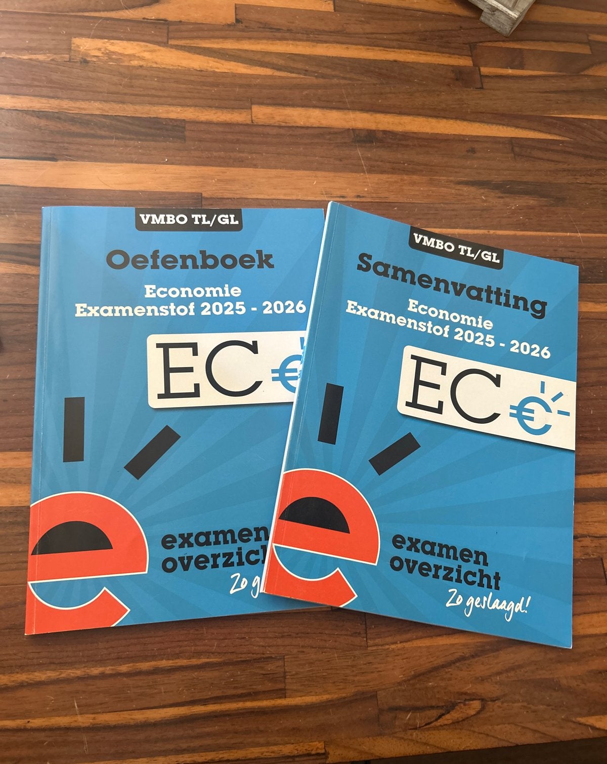 Examenbundel Economie VMBO TL/GL 2025-2026, Ophalen of Verzenden, Zo goed als nieuw, VMBO, Economie