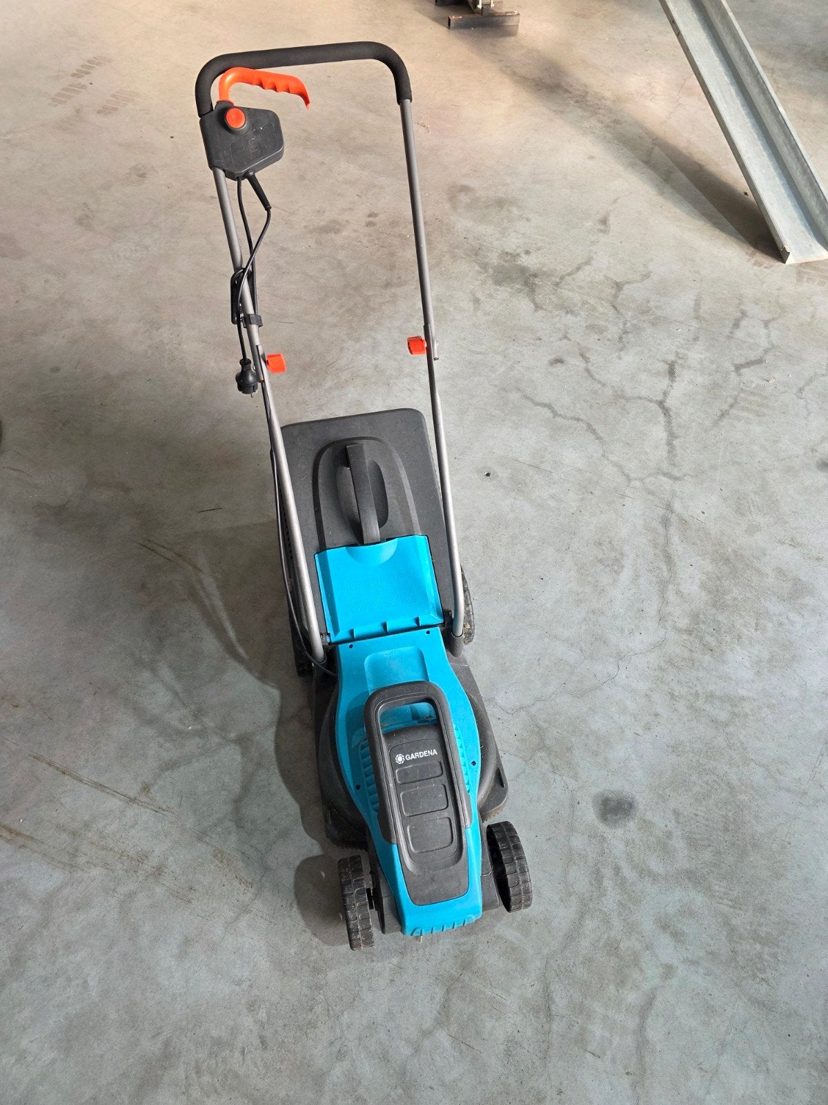 Gardena PowerMax 1100/32 Elektrische Grasmaaier, Ophalen, Cirkelmaaier, Gebruikt, Elektrische grasmaaier