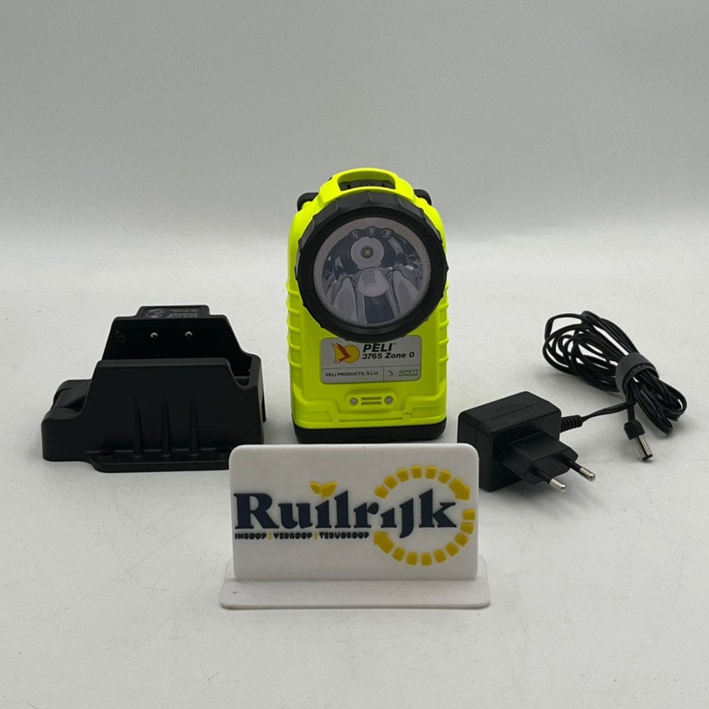 Peli 3765Z0 Oplaadbare zaklamp met rechte hoek Atex zone 0, Flex Ltd., Zo goed als nieuw, https://flex.com/contact-us, Nobelstraat 10, 5807 GA Oostrum LB, Limburg, Nederland
