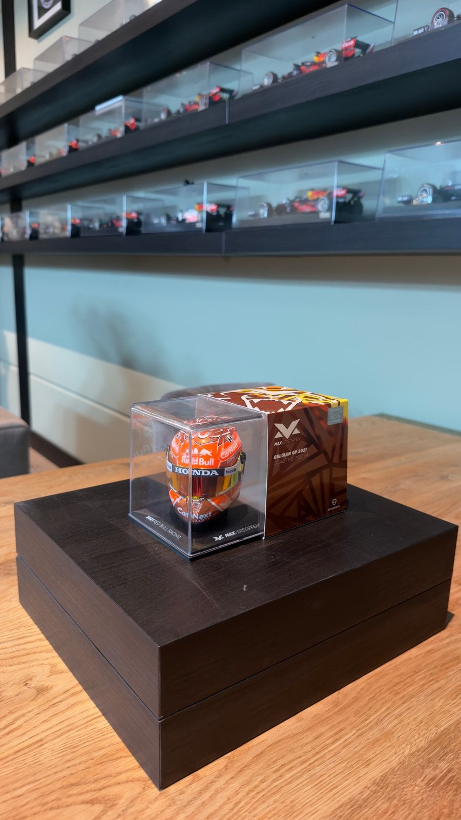 Max Verstappen 2021 Belgische GP Helm Miniatuur, Ophalen of Verzenden, Zo goed als nieuw, Overige typen