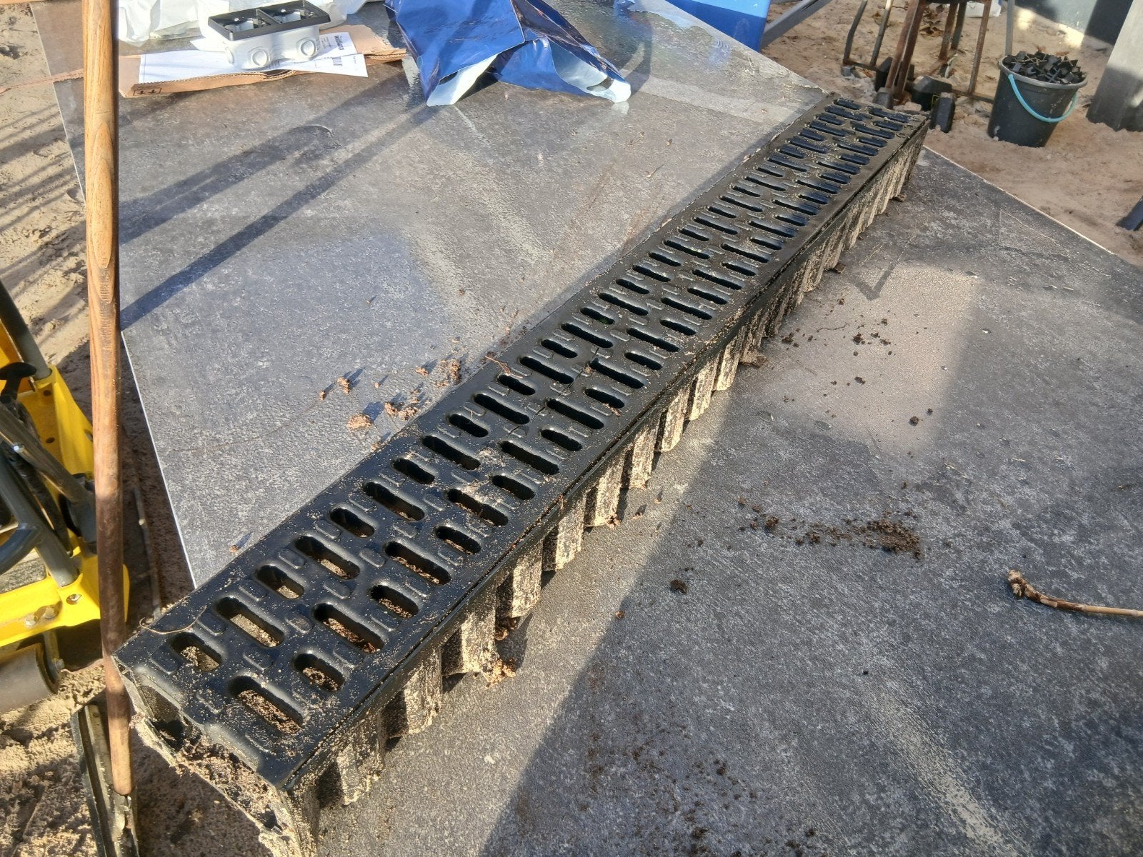 hexaline goten 9 stuks van 1 meter lang, Ophalen, Gebruikt, Beton, Overige typen