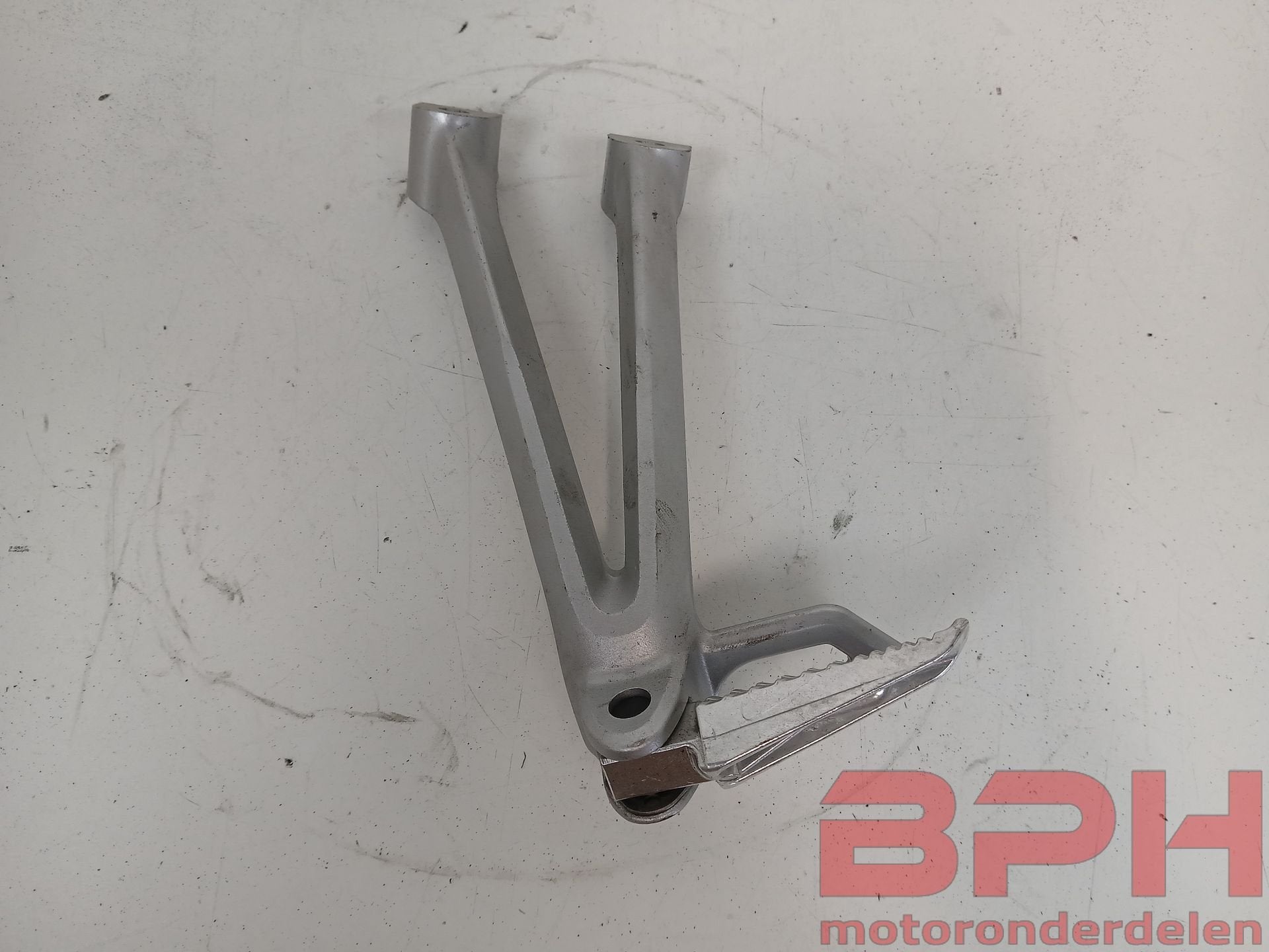 Duo voetsteun links Suzuki GSX-R 600 750 K8 K9 L0 2006 t/m 2, Gebruikt, -, -, Ophalen of Verzenden