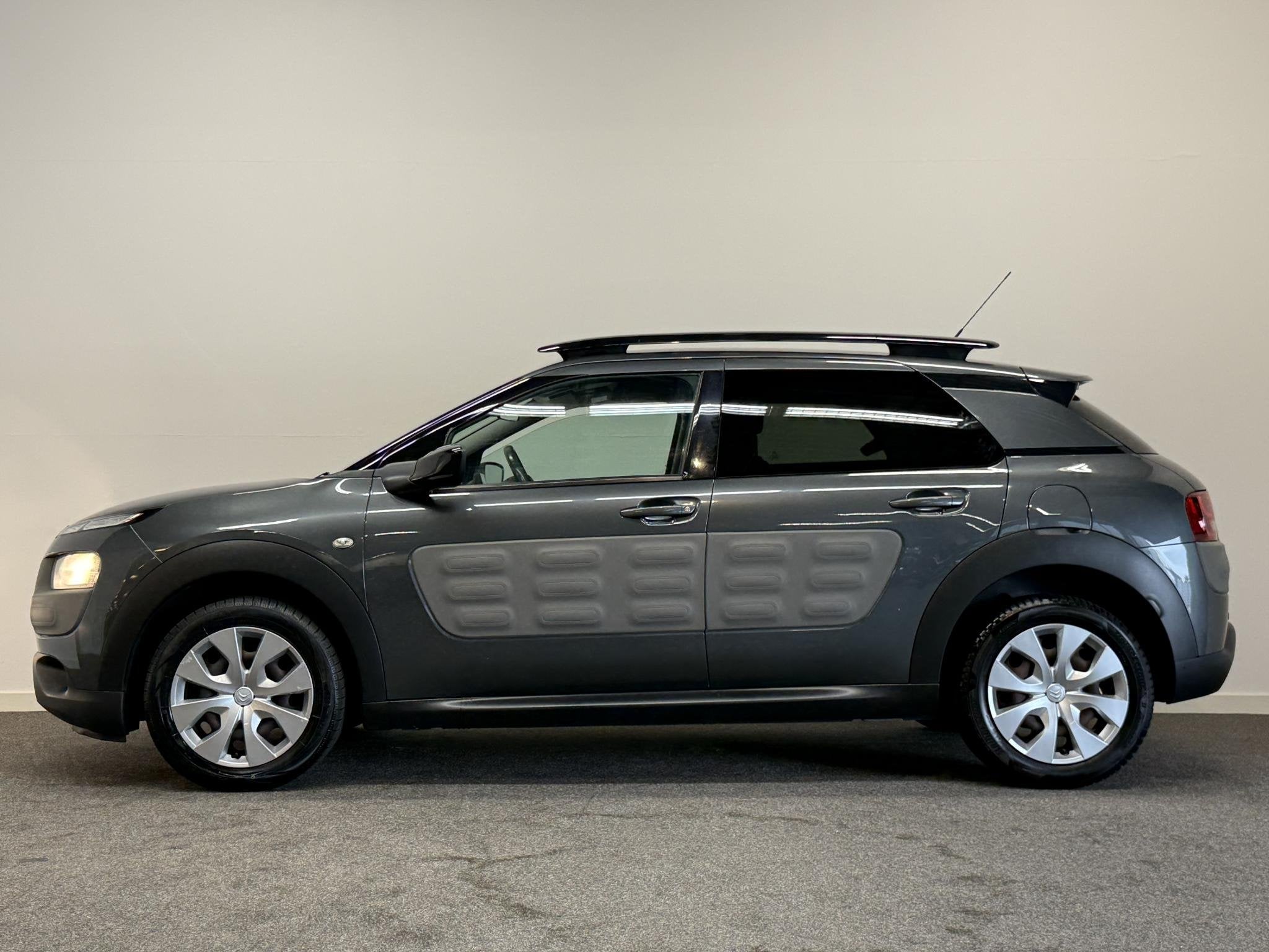 Citroen C4 Cactus 1.2 VTi Feel Trekhaak! Clima!, Auto's, Voorwielaandrijving, Euro 5, Stof, Gebruikt