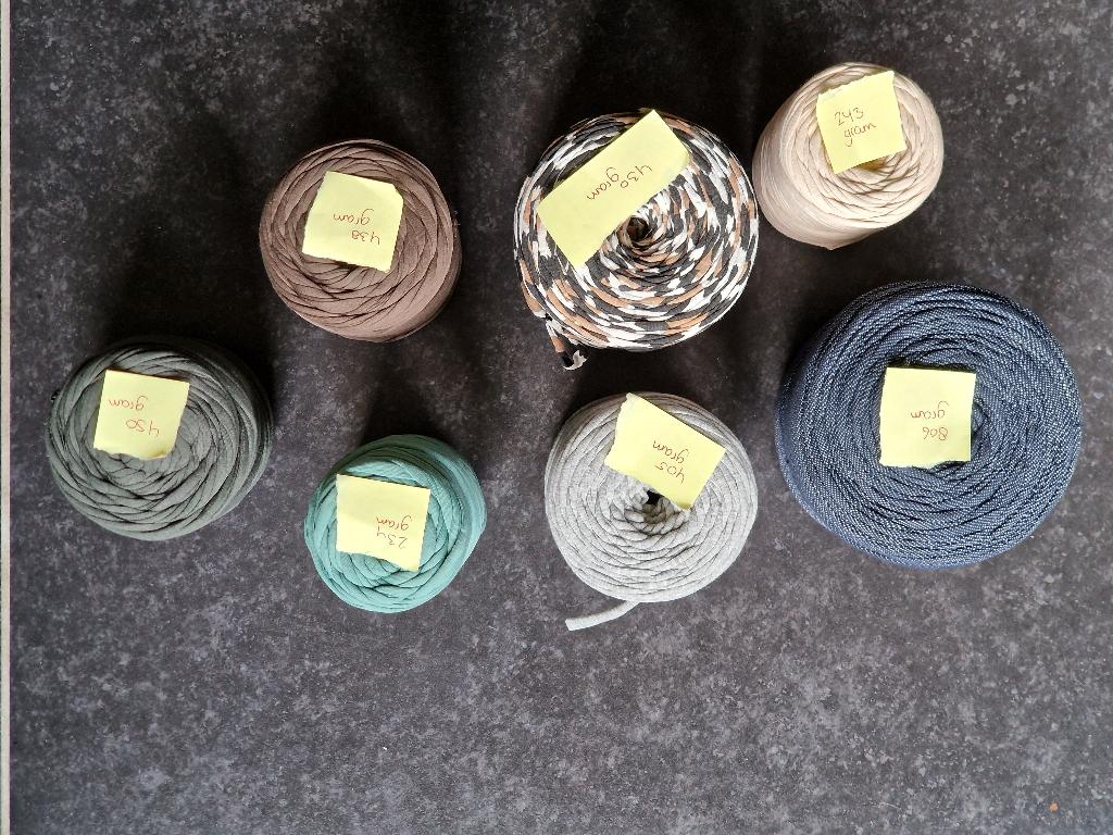 7 bollen Hooked zpagetti garen, textielgaren, t-shirt garen, Ophalen of Verzenden, Zo goed als nieuw, Haken, Wol of Garen