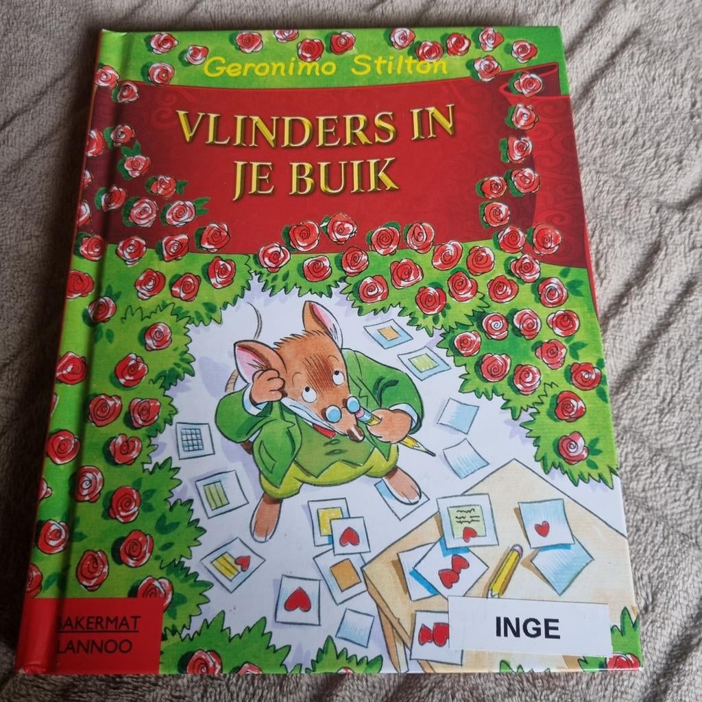 Geronimo Stilton: Vlinders in je Buik - Hardcover, Ophalen of Verzenden, Gelezen, Geronimo Stilton, Fictie algemeen