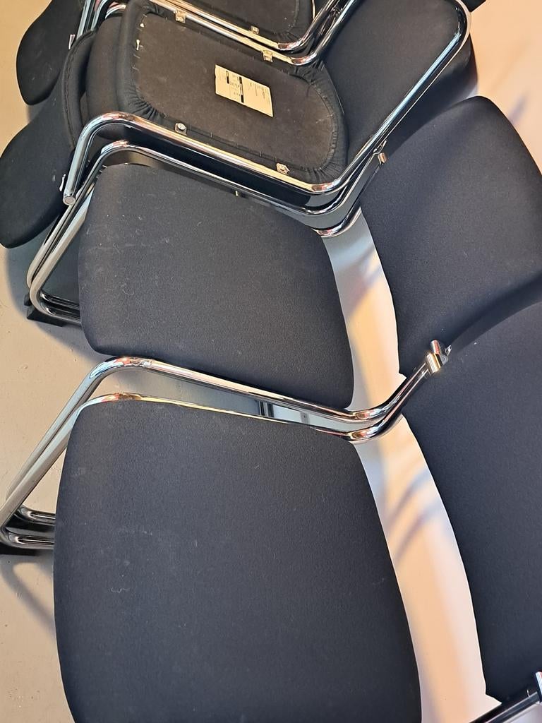 Zwarte stoelen, Motoren, Ophalen of Verzenden