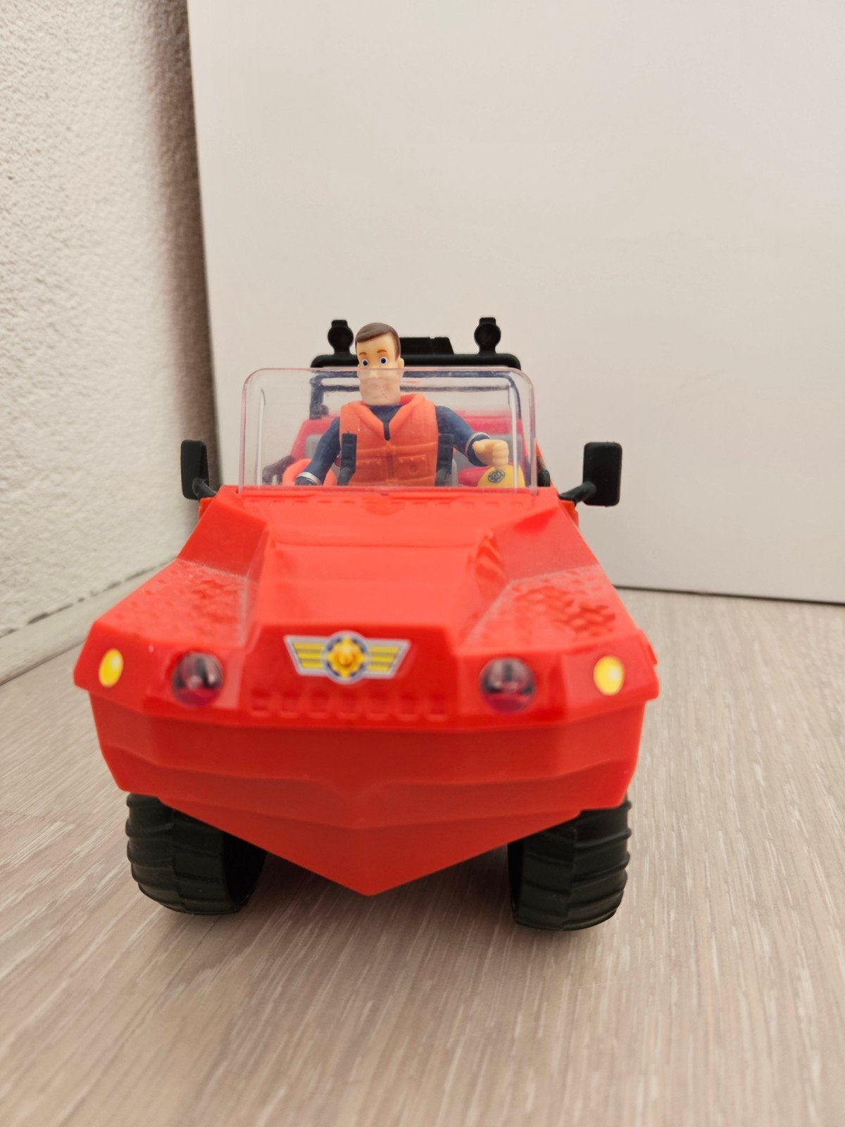 Brandweerman Sam Amfibievoertuig met figuur, Ophalen of Verzenden, Gebruikt