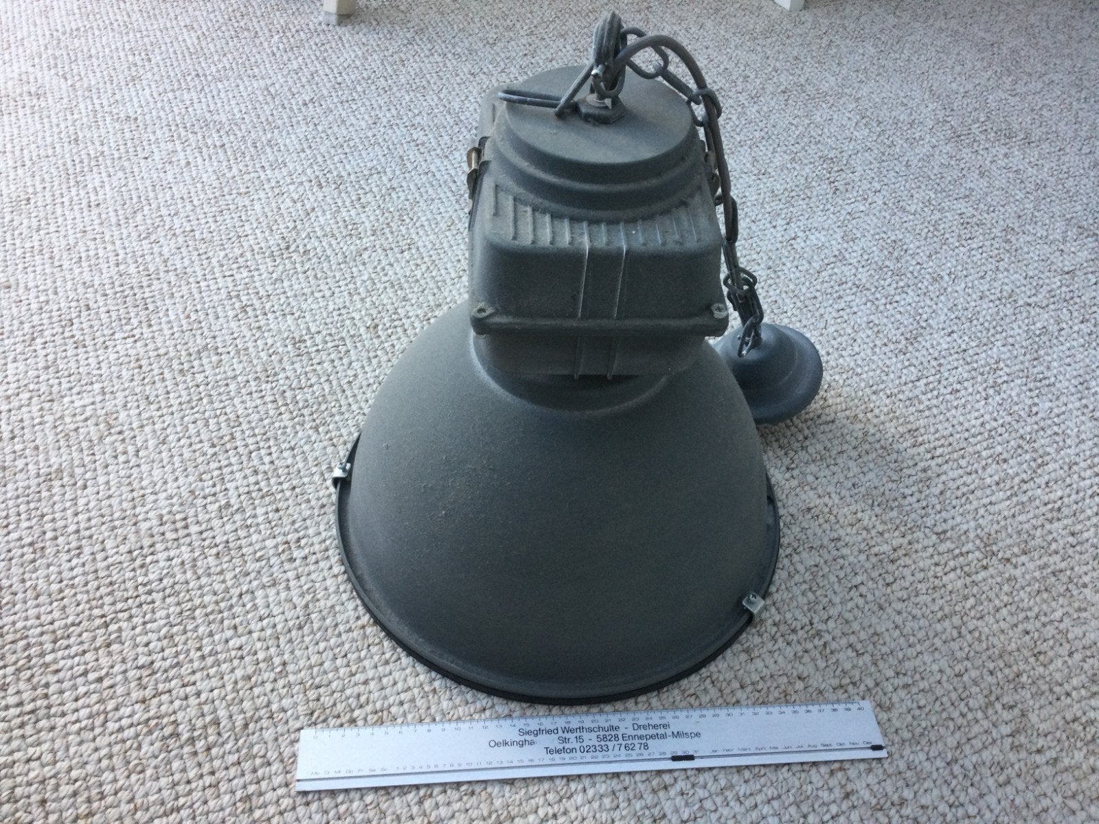 ZGAN. Matte, donker grijze industriële hanglamp, 38 cm hoo, Ophalen of Verzenden, Zo goed als nieuw, Modern