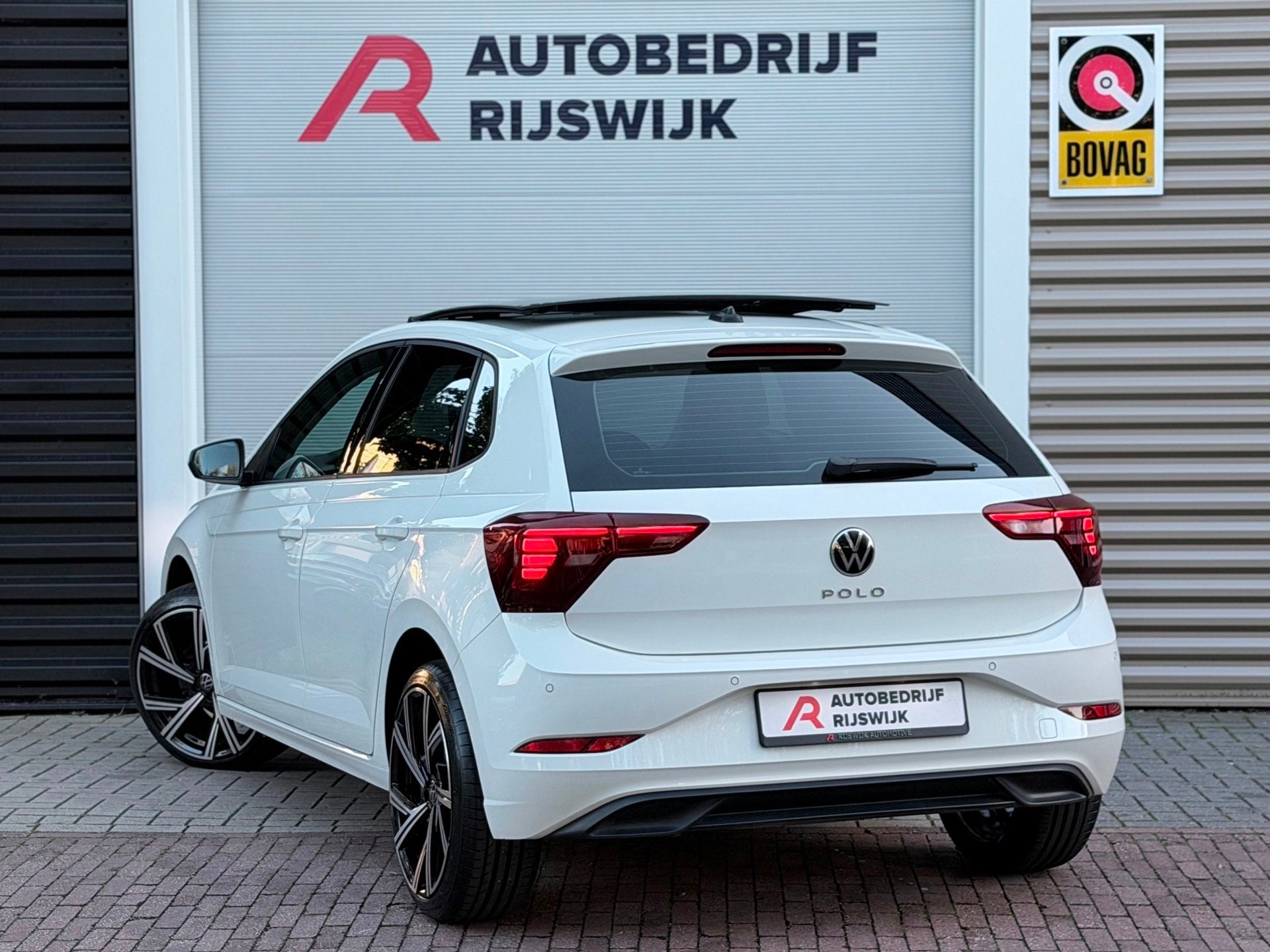 Volkswagen Polo 1.0 TSI Life Pano/AppleCarPlay/Led, Auto's, Gebruikt, 95 pk, 1096 kg, Wit