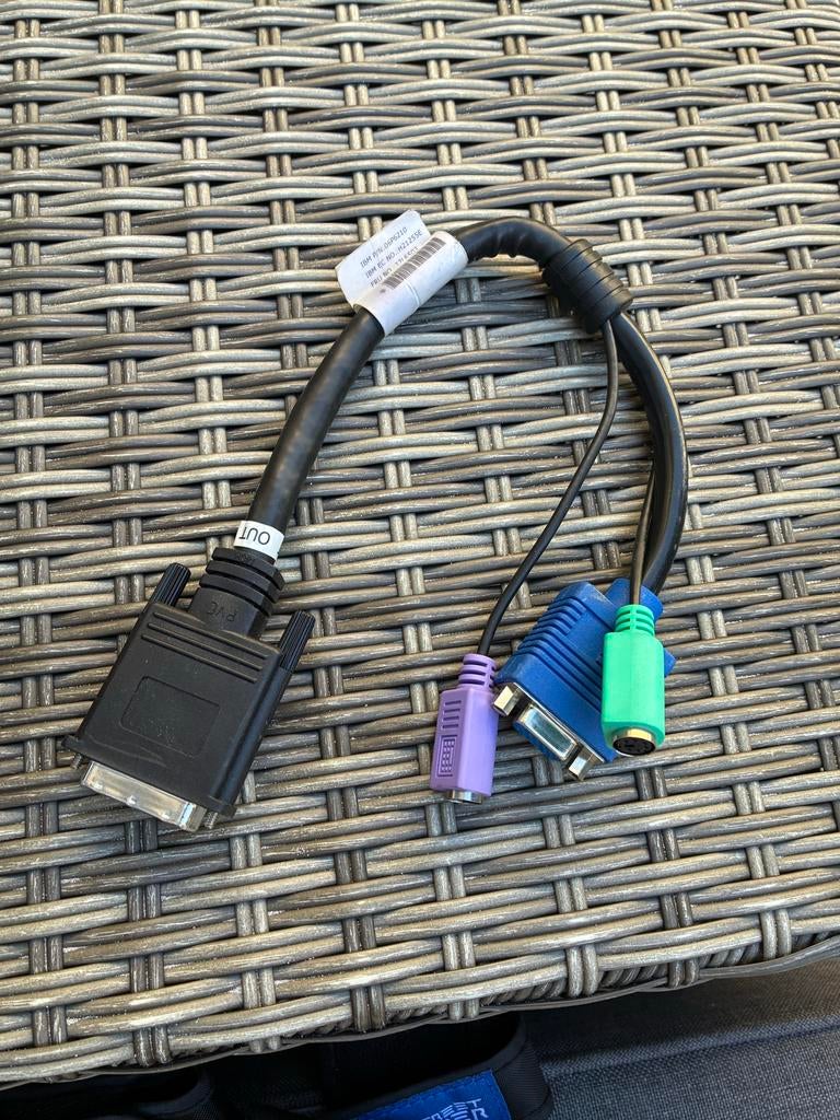 IBM VGA naar PS/2 Adapterkabel (P/N: 06P6210), Ophalen, Gebruikt