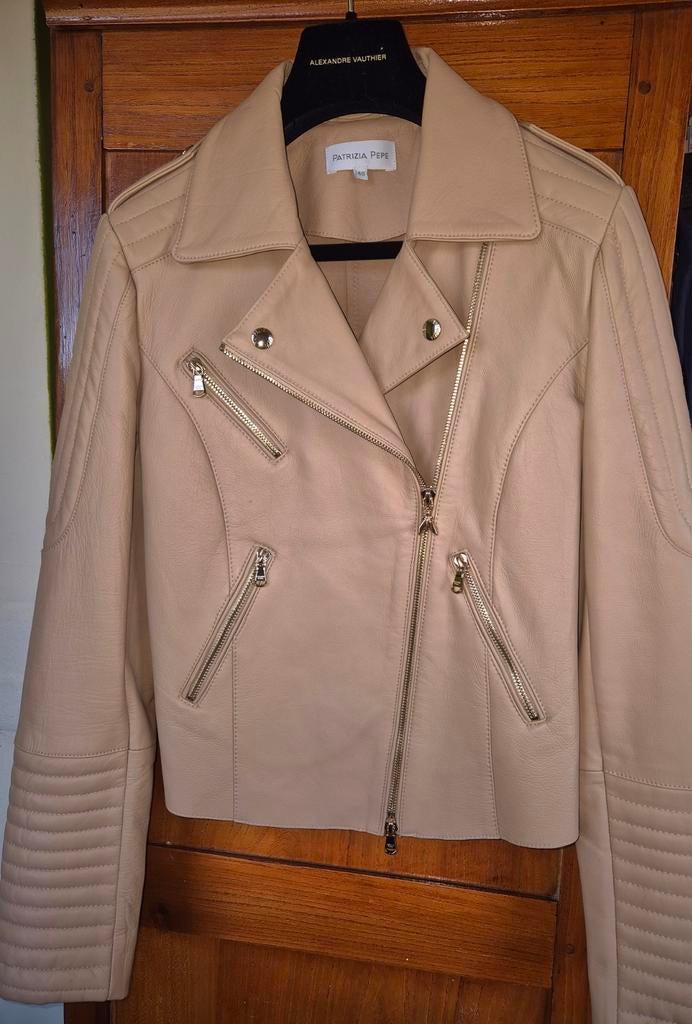 Nieuw Patrizia Pepe leren jasje, Kleding | Dames, Maat 38/40 (M), Beige, Nieuw, Ophalen of Verzenden