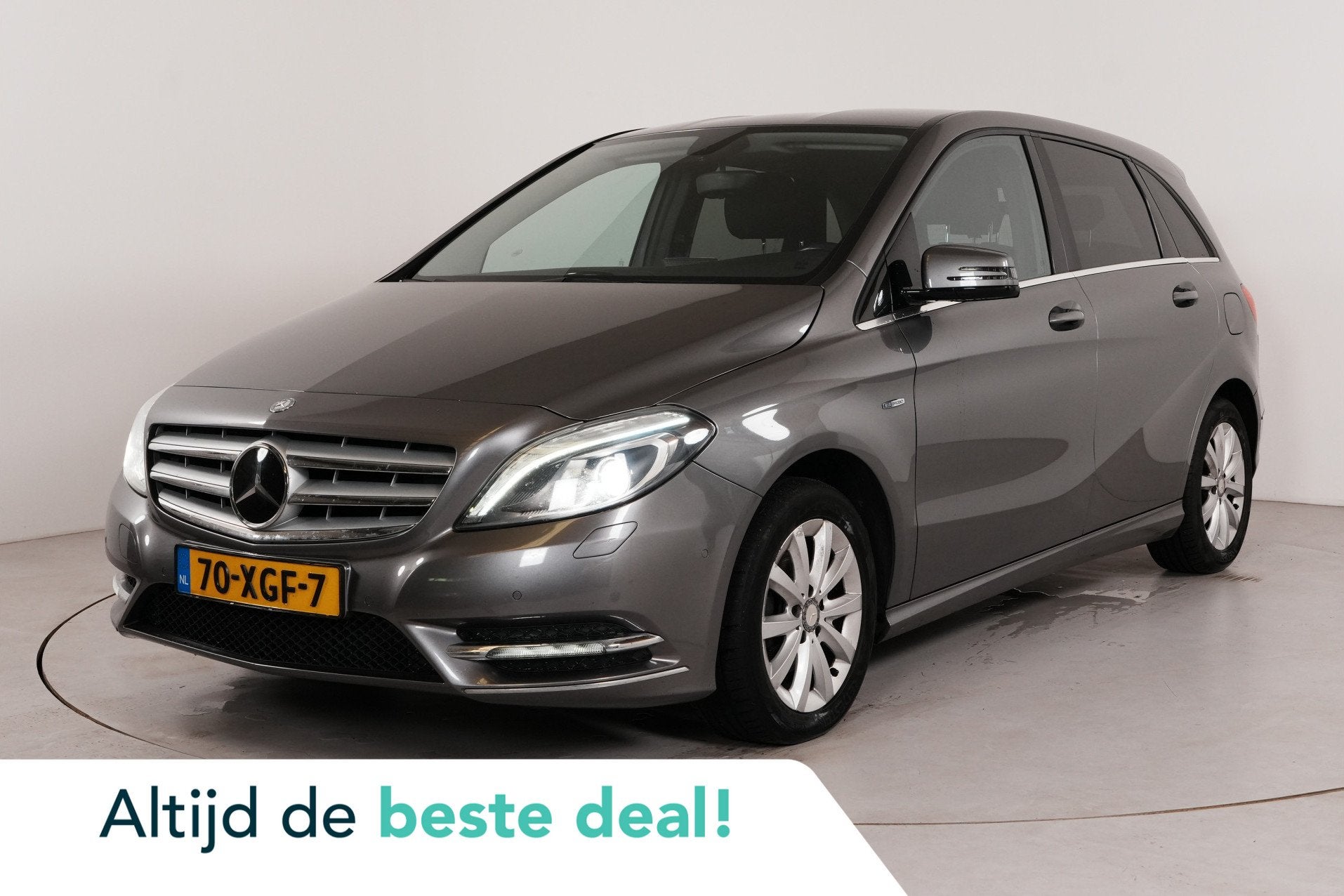 Mercedes-Benz B-Klasse 180 Ambition | Trekhaak | Cruise | Na, Voorwielaandrijving, Stof, Gebruikt, 1295 kg