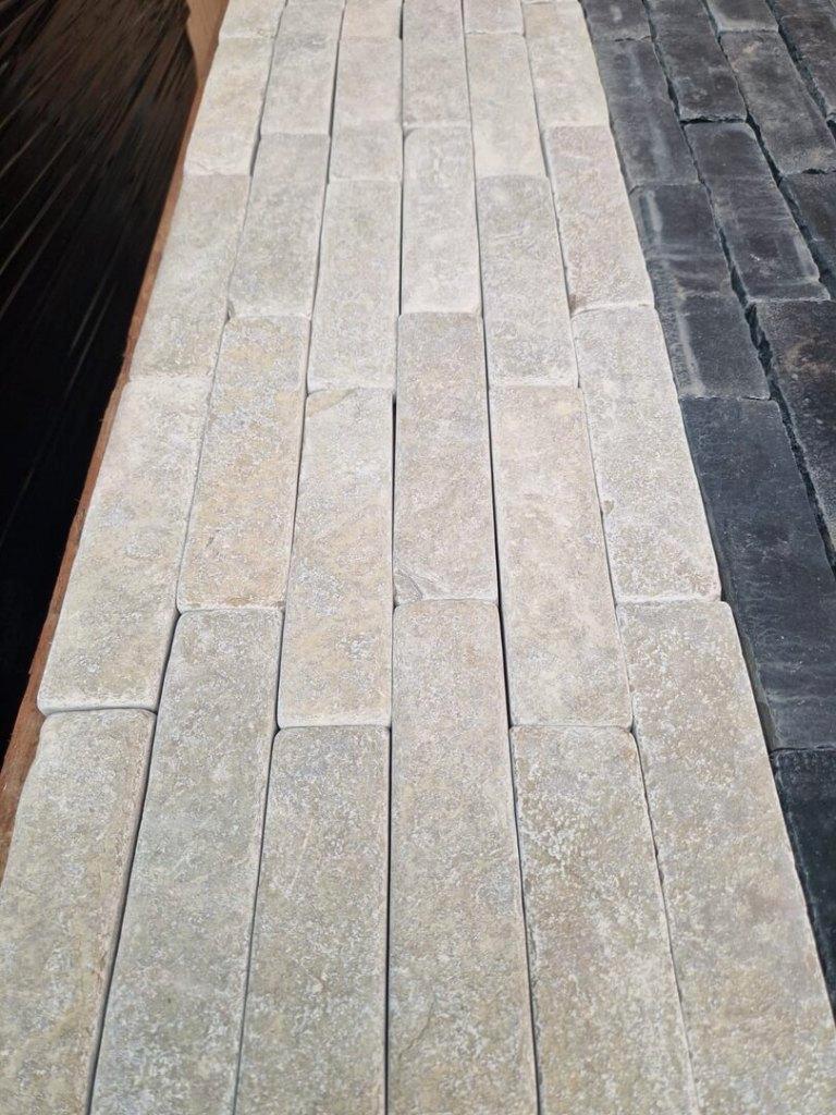 BRICKS RAW CHATEAU BEIGE IN DE AANBIEDING!, Beige, Nieuw, Minder dan 10 m², Ophalen