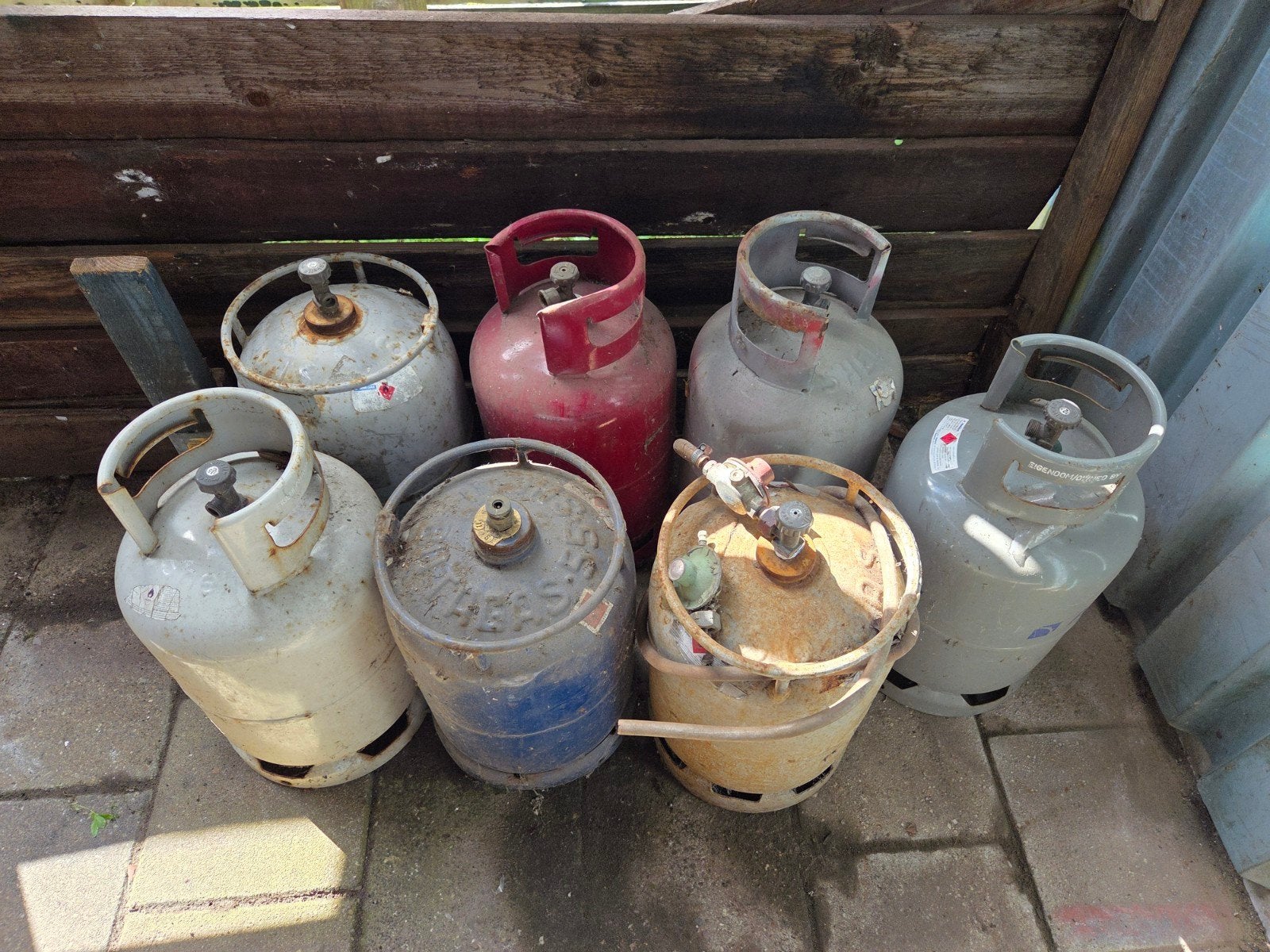 Gasflessen  7 stuks 4 met gas er nog in, Tuin en Terras, Tuinwanddecoratie, Ophalen
