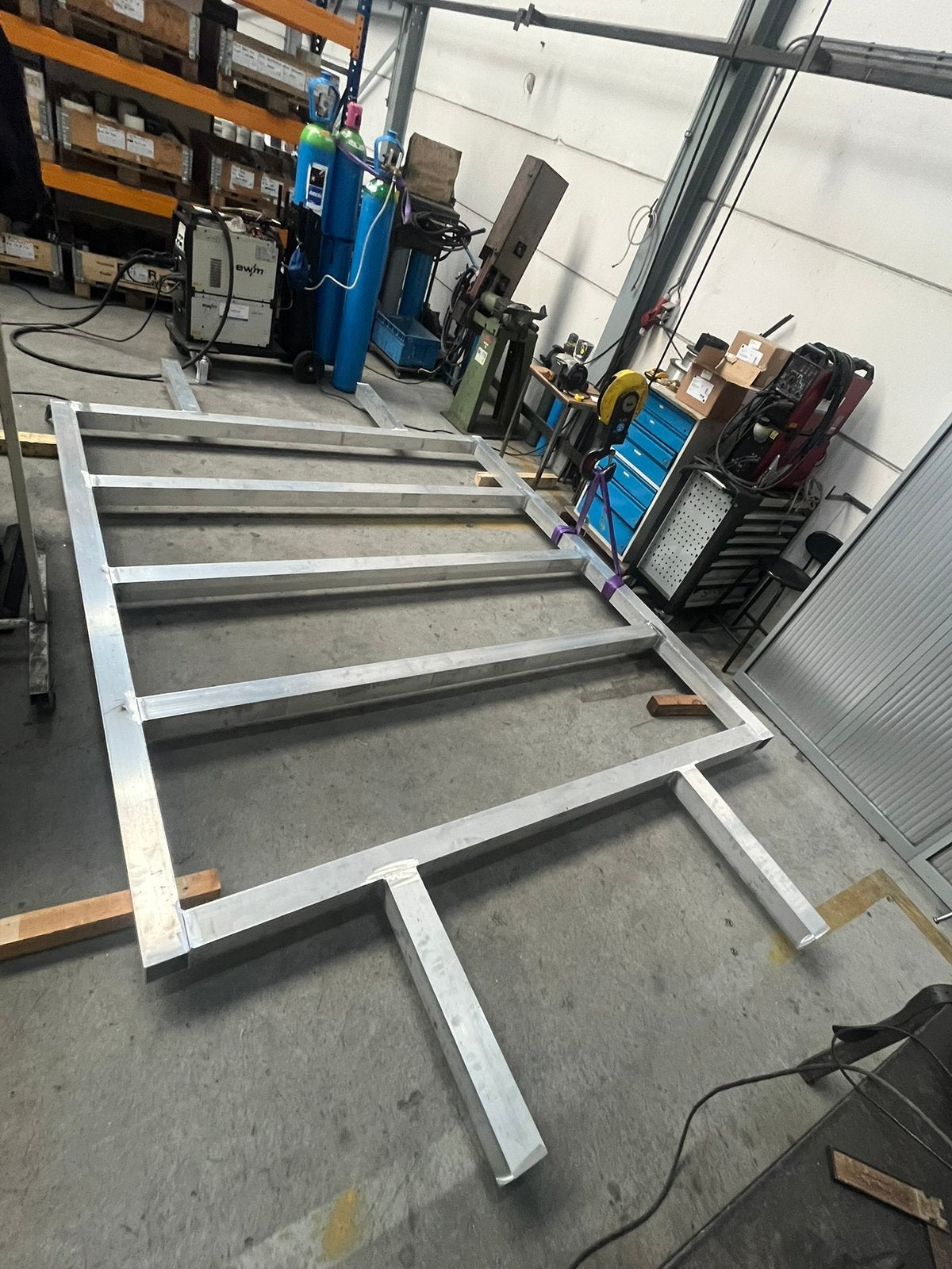 Grote aluminium bok op wielen !! Stallingskar , bootkar ,l, Ophalen, Zo goed als nieuw, Overige typen, 5 meter of hoger