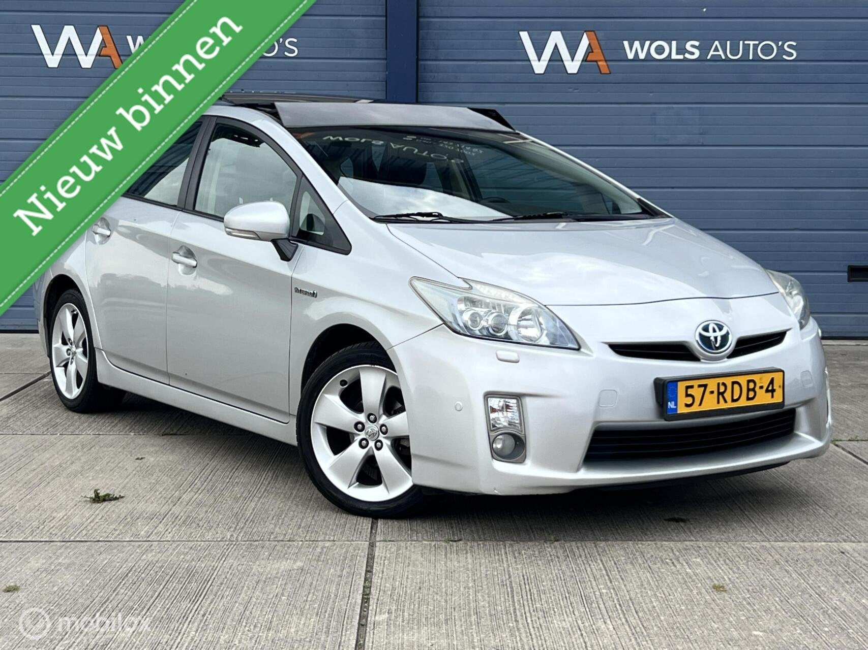 Toyota Prius 1.8 Dynamic Business / DEALER ONDERH / CARPLAY!, Auto's, 136 pk, Gebruikt, Zwart, 4 cilinders