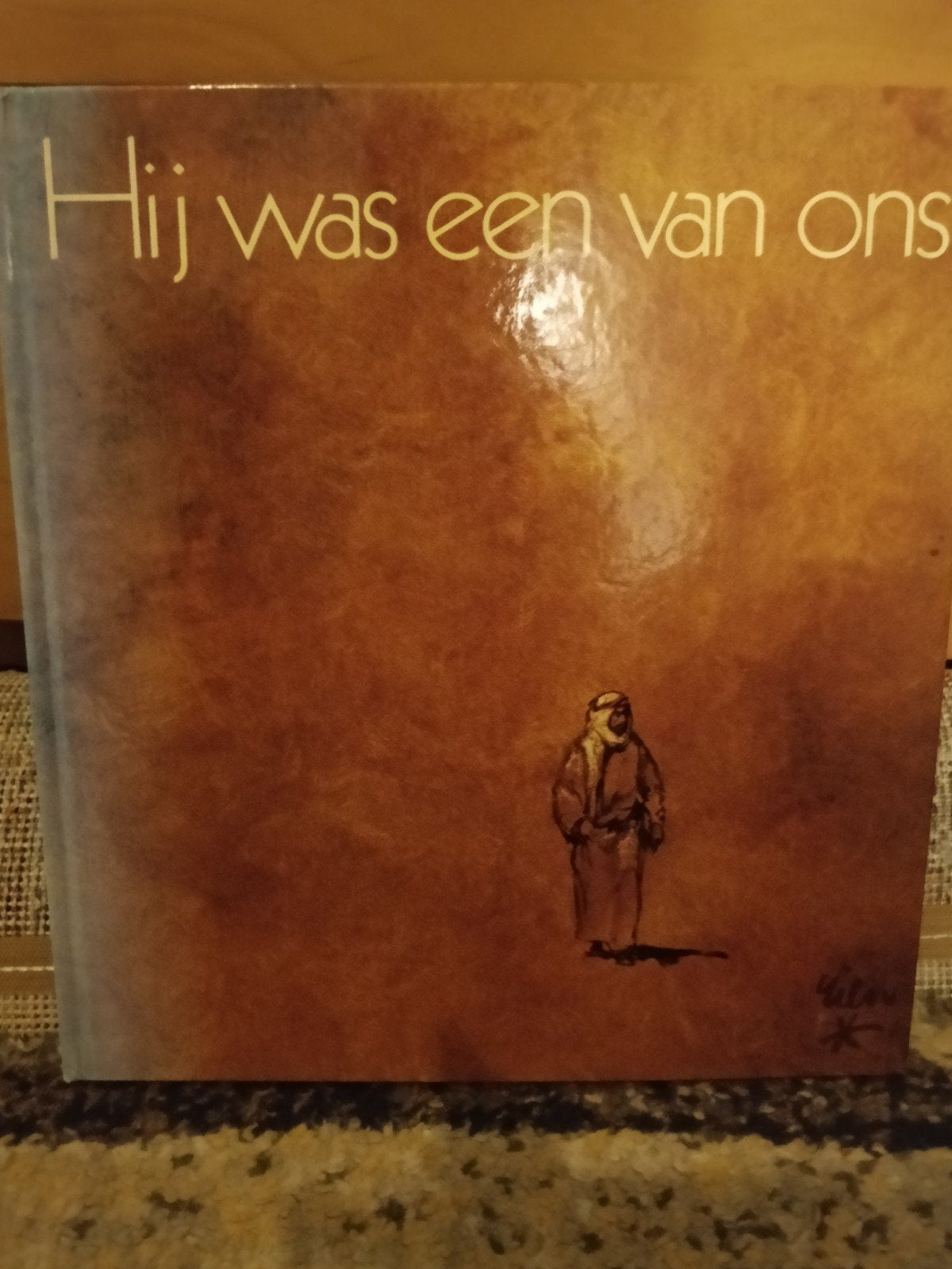 Hij was een van ons - Boek over Jezus, Ophalen of Verzenden