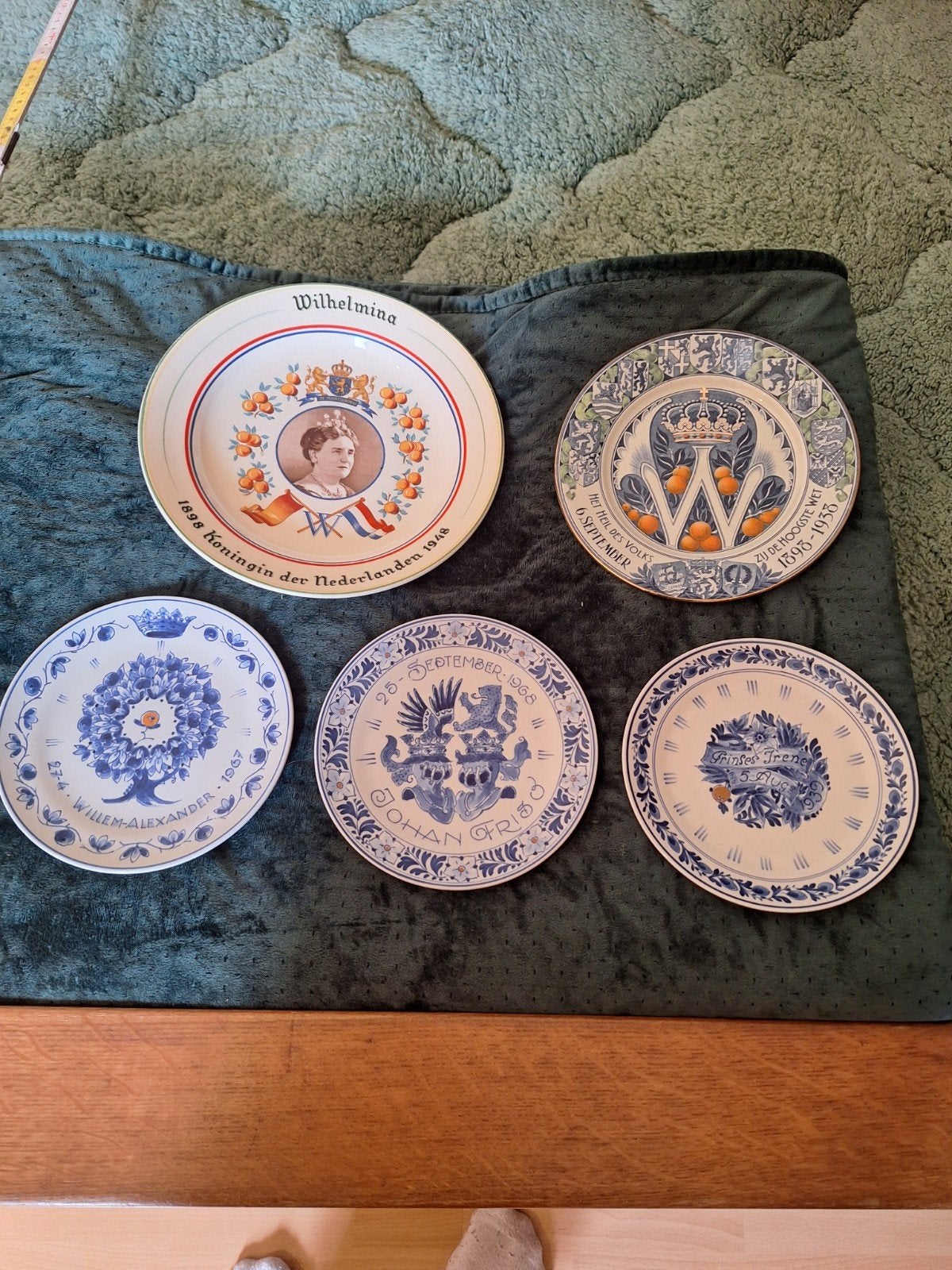 delftsblauwe borden Nederlands koningshuis, Ophalen of Verzenden