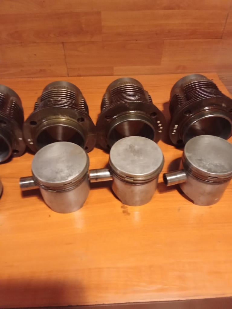 Kever ovaal 30 pk motor cilinder set met weinig draaiuren, Ophalen of Verzenden