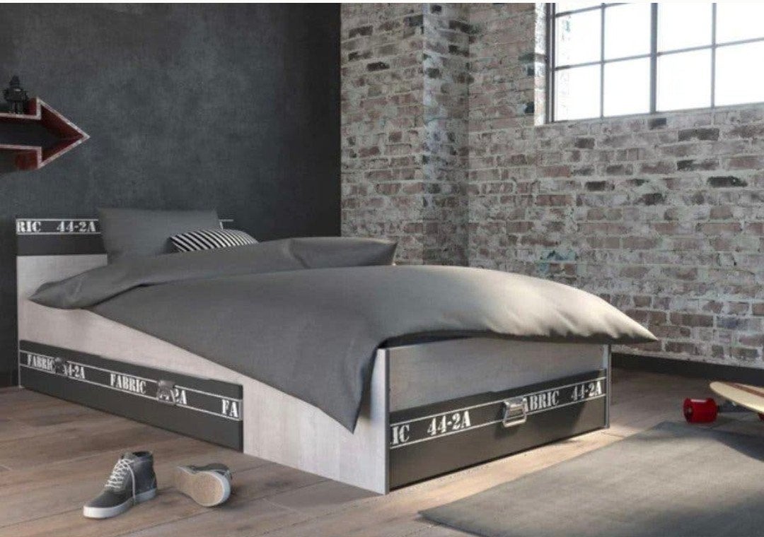 Complete tienerkamer: bed, nachtkastje, ladekast, bureau, Huis en Inrichting, Ophalen, Overige materialen, Gebruikt, 90 cm