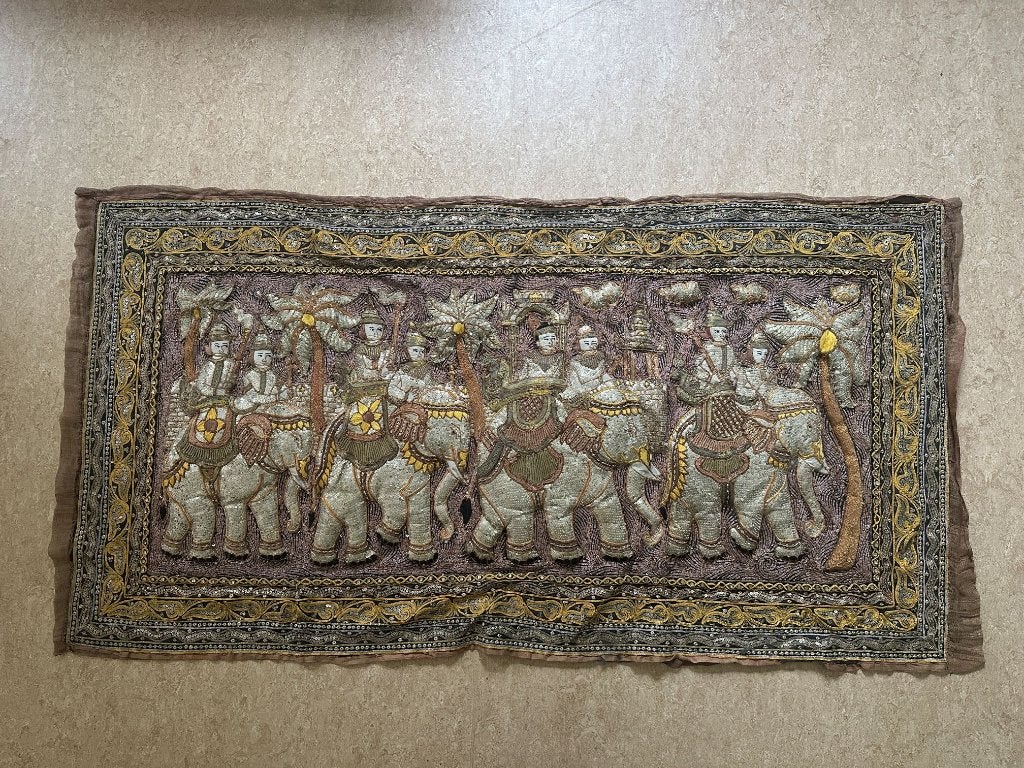 Vintage Birmaans/Thais Kalaga wandkleed met olifanten, Gebruikt, 50 tot 100 cm, 100 tot 150 cm, Ophalen of Verzenden