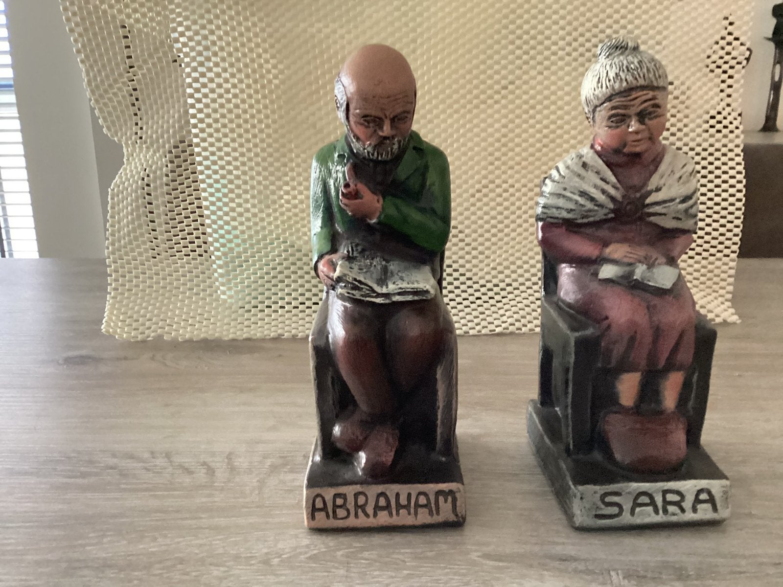 Stenen beelden van Abraham en Sarah, Antiek en Kunst, Ophalen of Verzenden, Handgemaakt, 20 - 50 cm, Beeld
