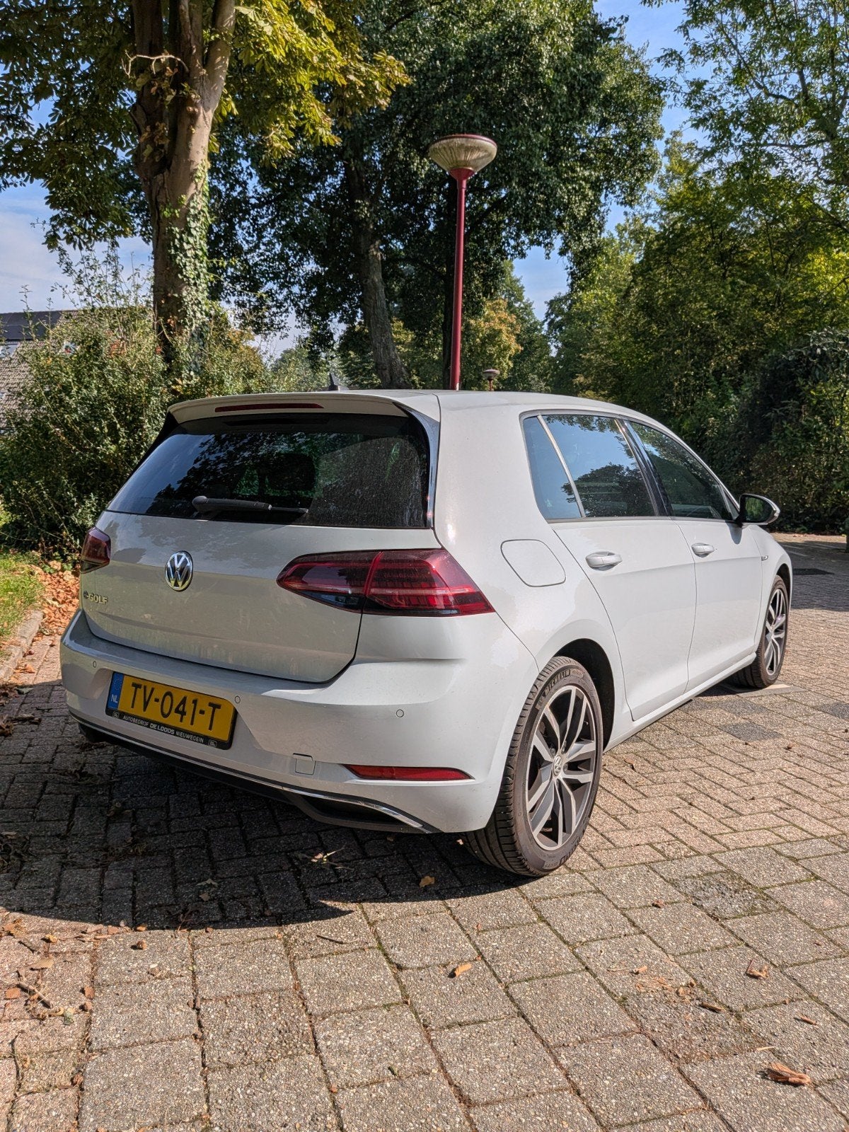 Foto 3 van Volkswagen e-Golf (2018) | Full Option | Dynaudio | Virtual