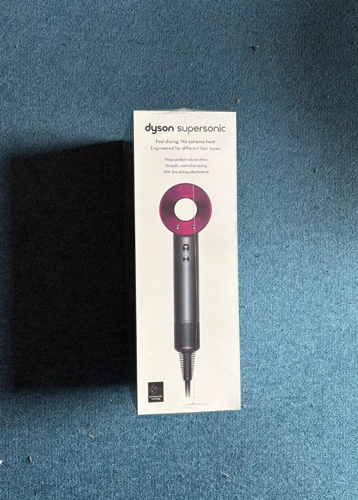 Dyson supersonic föhn hd08 paars / fuchsia , zwart / nikkel, Sieraden, Tassen en Uiterlijk, Uiterlijk | Haarverzorging, Verzenden