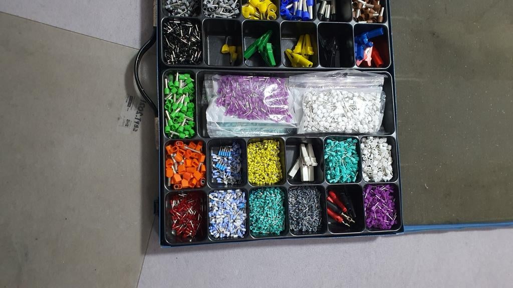 Adereindhulzen set 0.15-8mm² + reserve zakjes incl krimptang, Ophalen of Verzenden, Nieuw, Overige typen