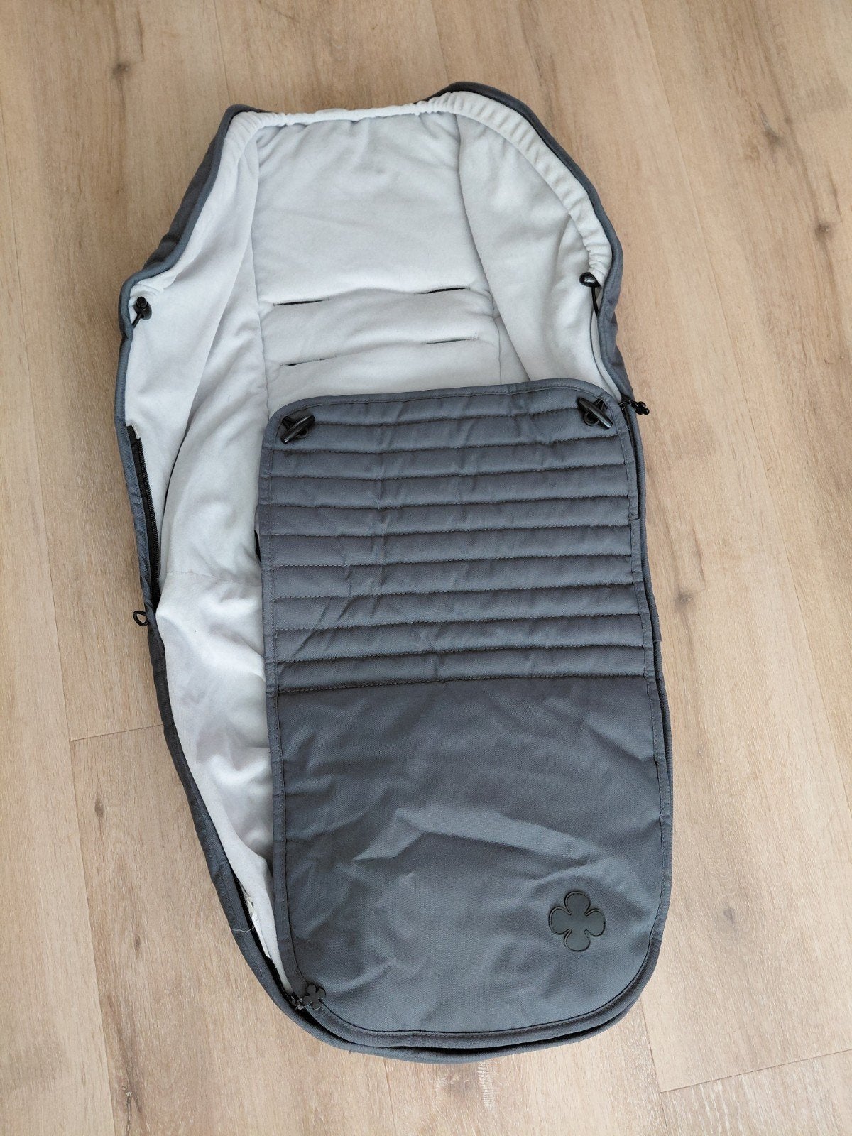 Kidsriver Voetenzak Antraciet - Comfortabel en Warm, Ophalen of Verzenden