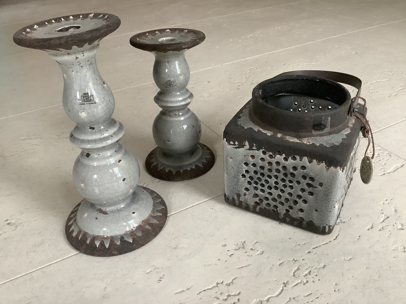 Mooie landelijke set 2 kandelaars 1 windlicht Casa Vivante, Ophalen of Verzenden, Zo goed als nieuw, Overige materialen, Minder dan 25 cm