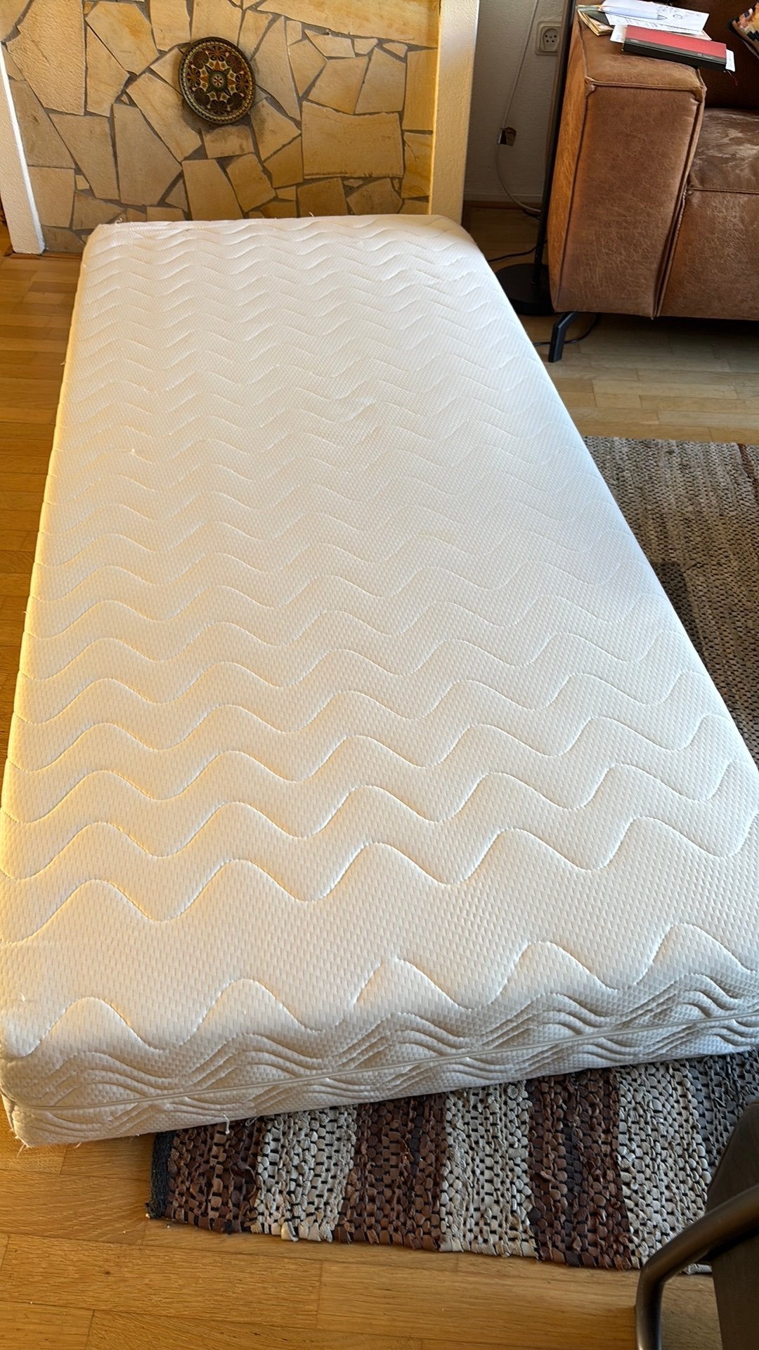 Goed matras medium 90 keer 200 24 cm dik, Huis en Inrichting, Slaapkamer | Matrassen en Bedbodems, Ophalen, 90 cm, Eenpersoons