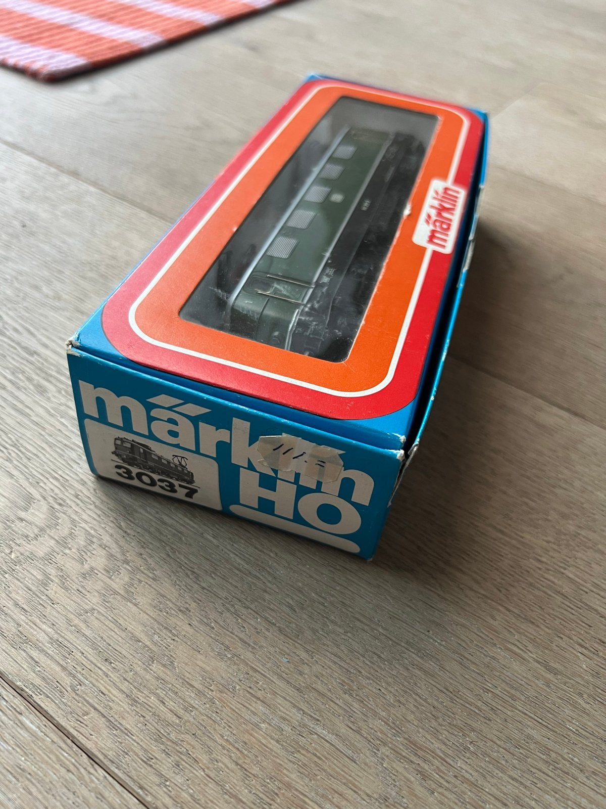 Märklin H0 Locomotief 3037 - Groen, Ophalen, Wisselstroom, Gebruikt, Locomotief