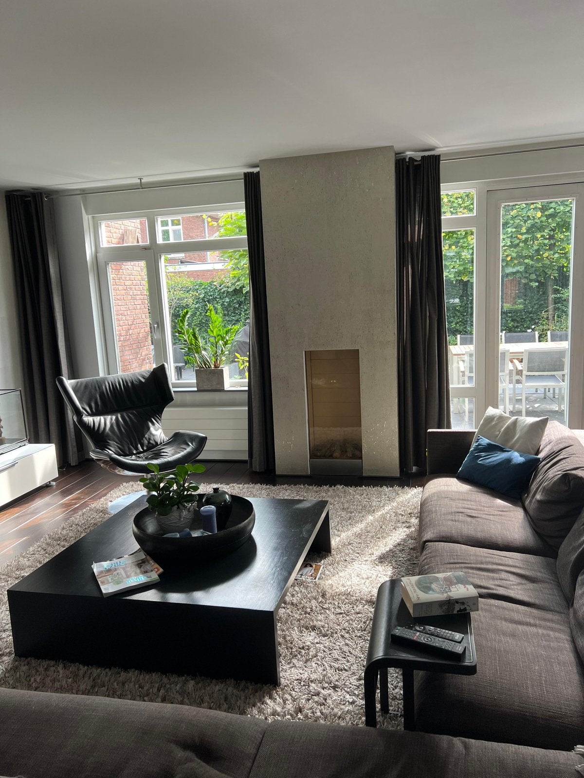 Zwarte salontafel, Huis en Inrichting, Tafels | Salontafels, Ophalen, Gebruikt, Modern, Minder dan 50 cm