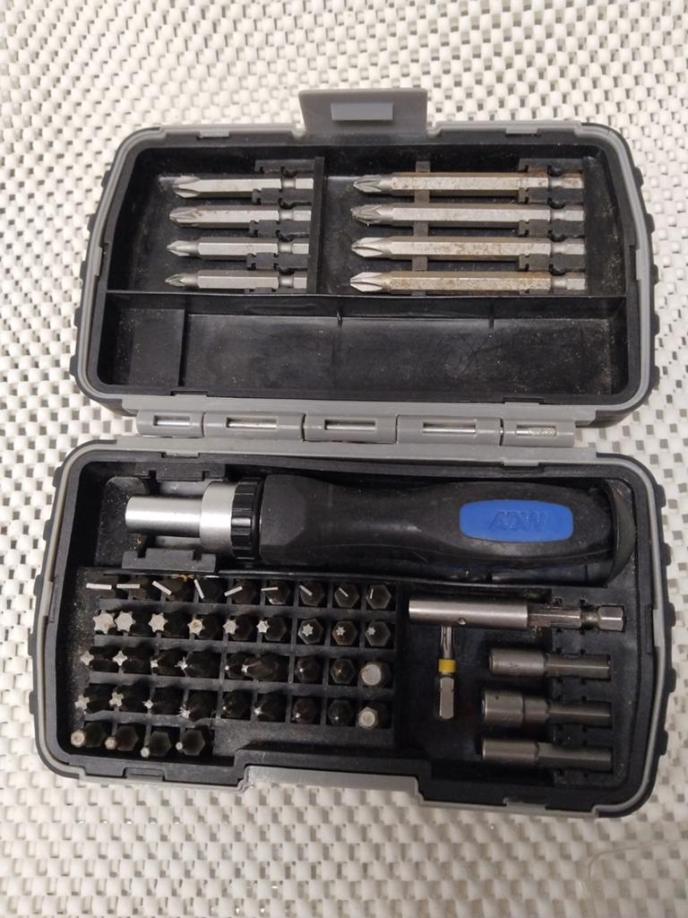 Powerfix Schroevendraaierset met ratel en bits, Doe-het-zelf en Verbouw, Gereedschap | Handgereedschap, Ophalen, Gebruikt