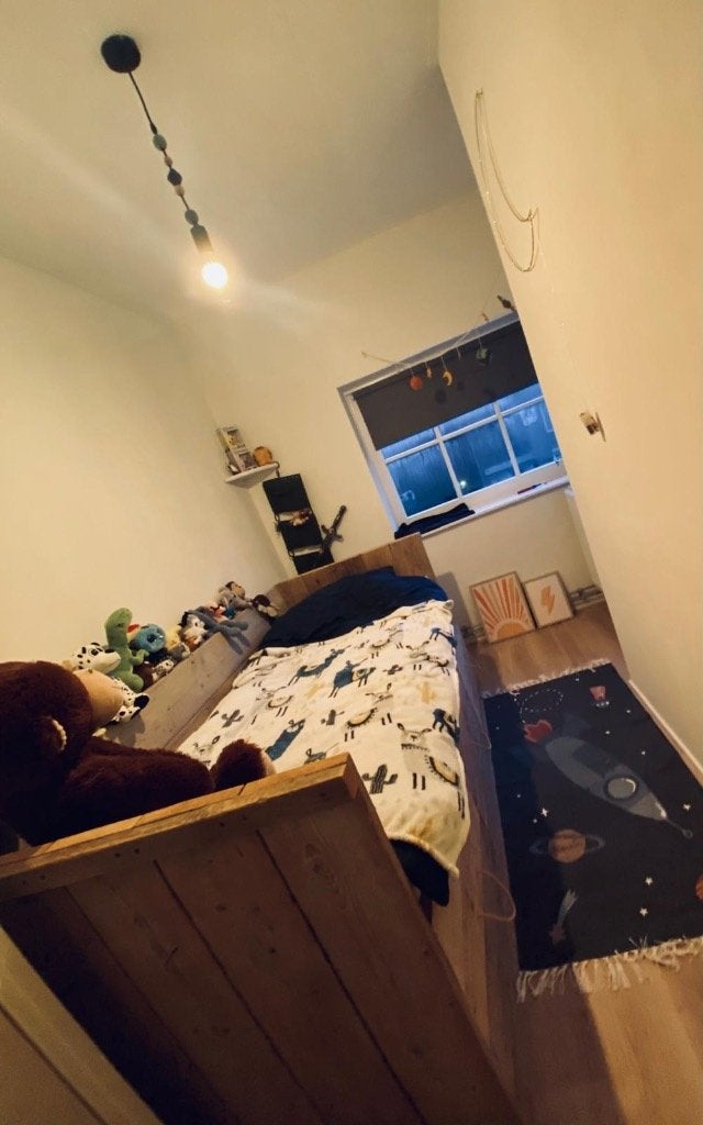 Stoer steigerhouten bed incl opbergruimte lattenbodem matras, Ophalen, Eenpersoons, Bruin, Zo goed als nieuw