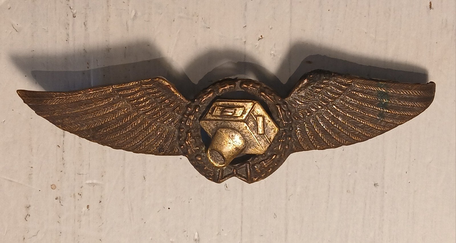 PVA speld Nederlands Indie KNIL luchtmacht, Ophalen of Verzenden, Luchtmacht, Nederland, Embleem of Badge