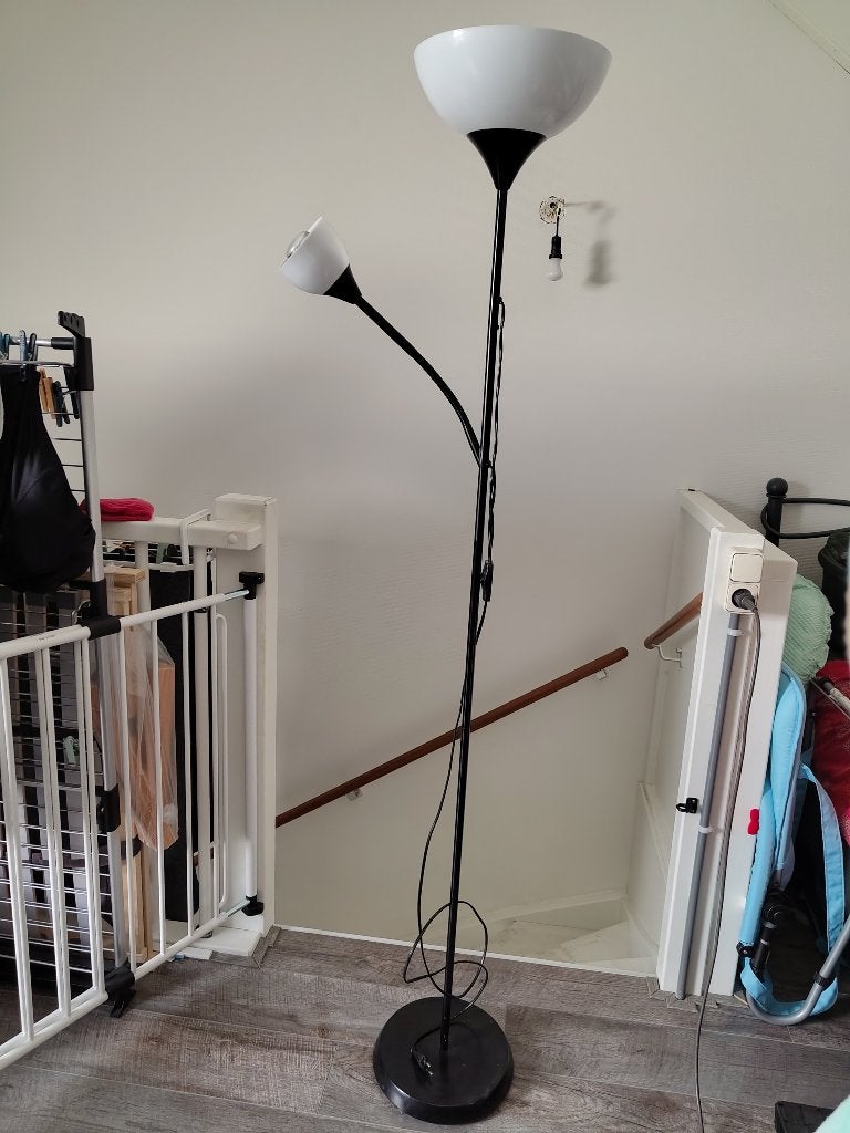 Ikea staande lamp met extra leeslicht, Ophalen, Gebruikt, Metaal, 150 tot 200 cm