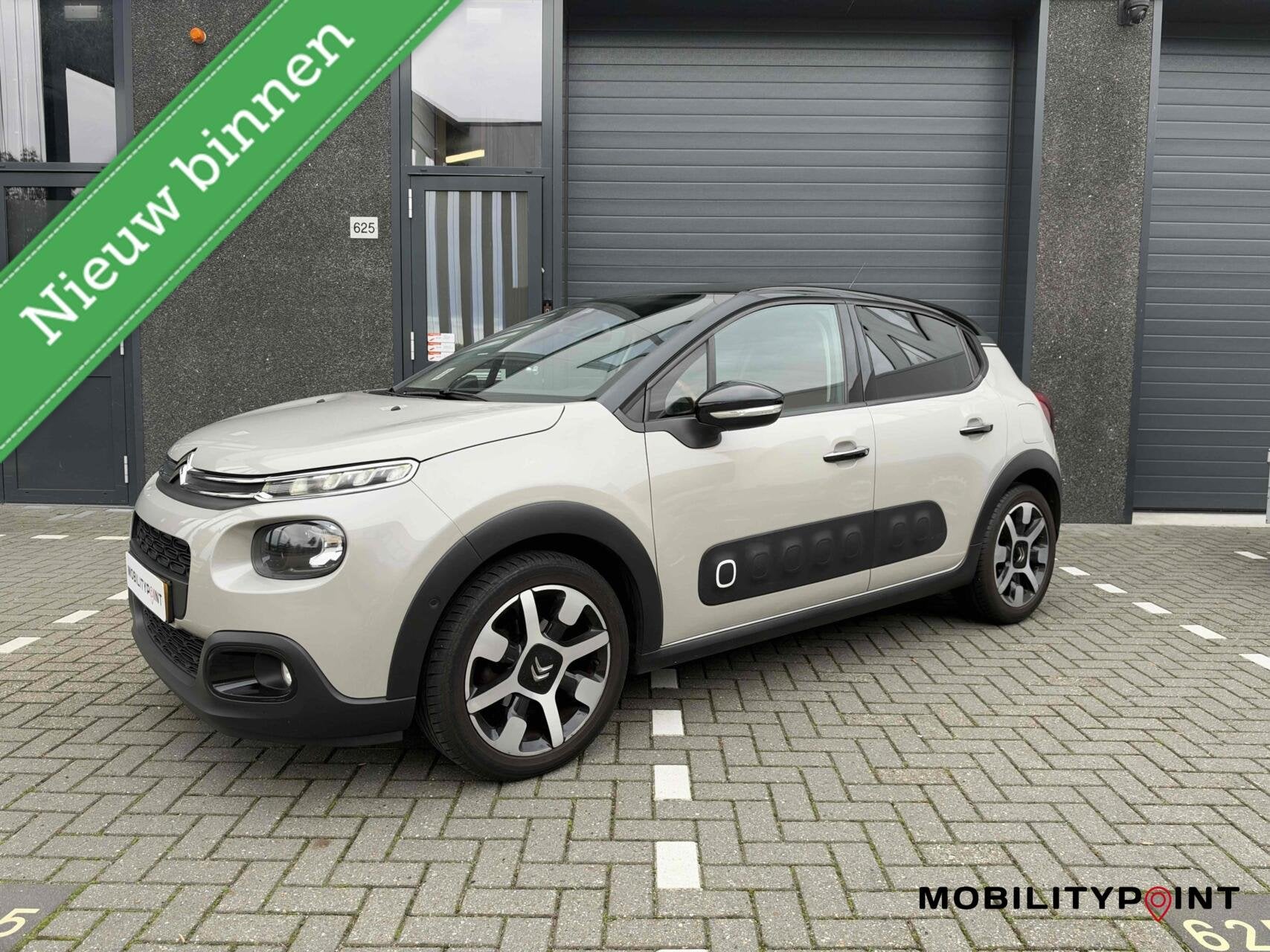 Citroen C3 1.2 PureTech S&S Shine|Carplay|Camera|Keyless|Cru, Auto's, Voorwielaandrijving, 1025 kg, 450 kg, Euro 6