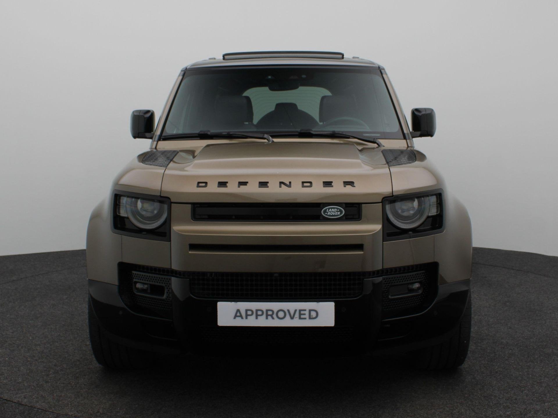 Land Rover Defender 110 2.0 P300e 110 X-Dynamic HSE | Cold C, Auto's, 12 maanden, Gebruikt, Euro 6, Vierwielaandrijving