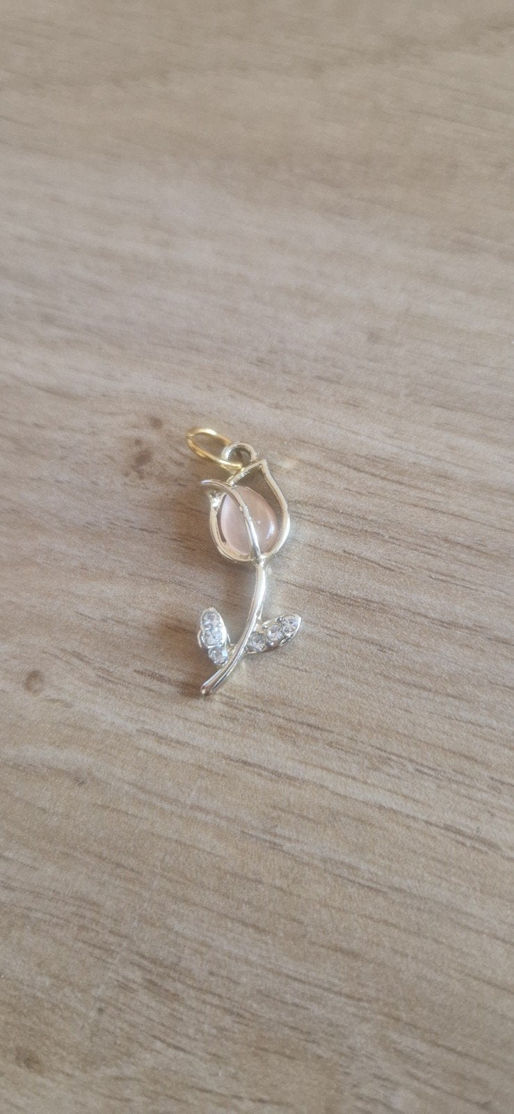 Zilveren hanger in de vorm van een tulp met roze steen, Sieraden, Tassen en Uiterlijk, Gebruikt, Met edelsteen, Ophalen of Verzenden