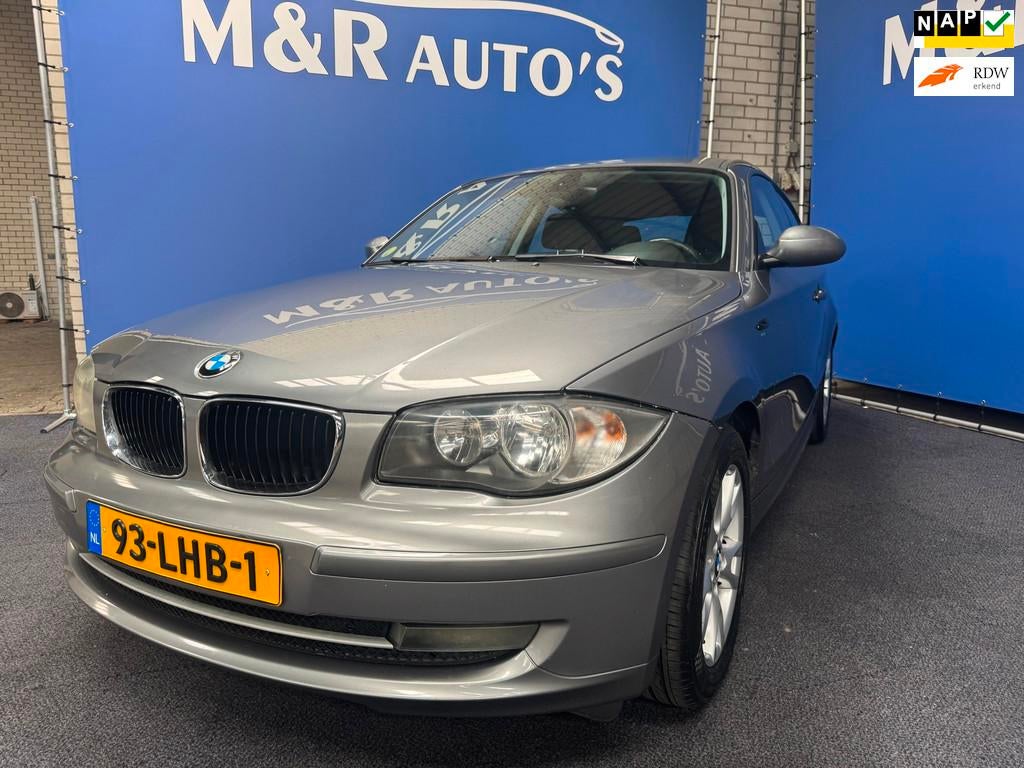 BMW 1-serie 116i Business Line Nieuwe APK, 1-Serie, 4 cilinders, 4 stoelen, 122 pk