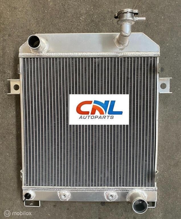 Radiateur JAGUAR MARK 2 MK2 MK II DAIMLER 2.5 V8; V8-250, Nieuw, Ophalen of Verzenden