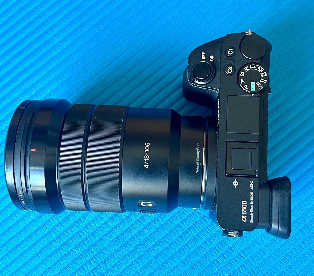 Sony A6500, lenzen en accessoires, Audio, Tv en Foto, Ingebouwde flitser, Screenprotector, Ophalen of Verzenden, Zo goed als nieuw